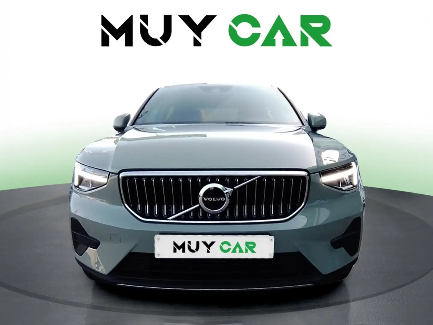 Volvo XC40 T2 Core Aut. Verde - 2