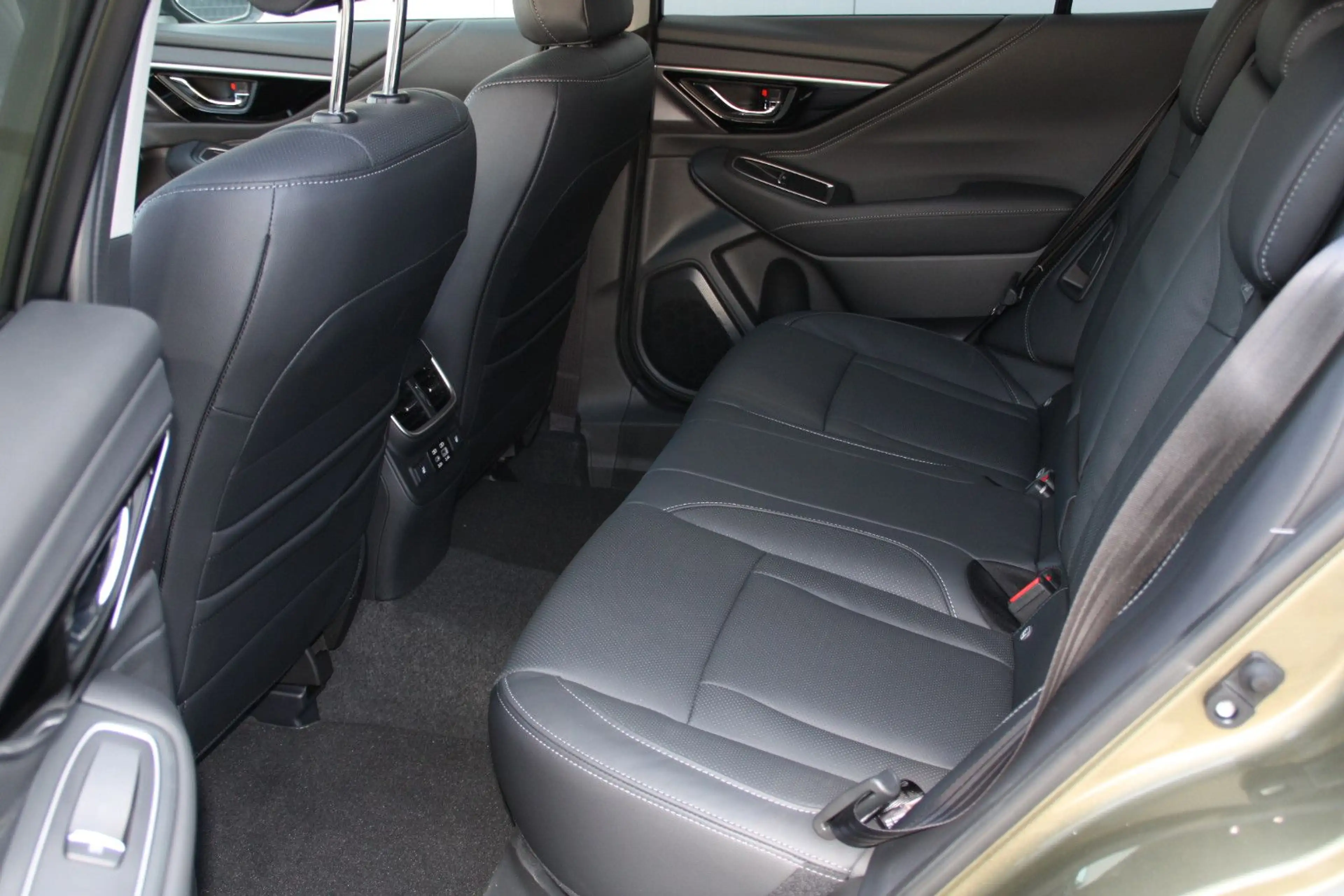 Subaru OUTBACK 2.5i Platinum AWD *Aktion* — photo 14