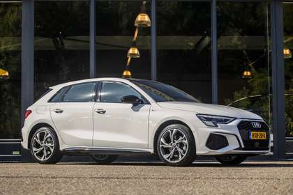 Audi A3 Sportback 40 TFSI e Business edition