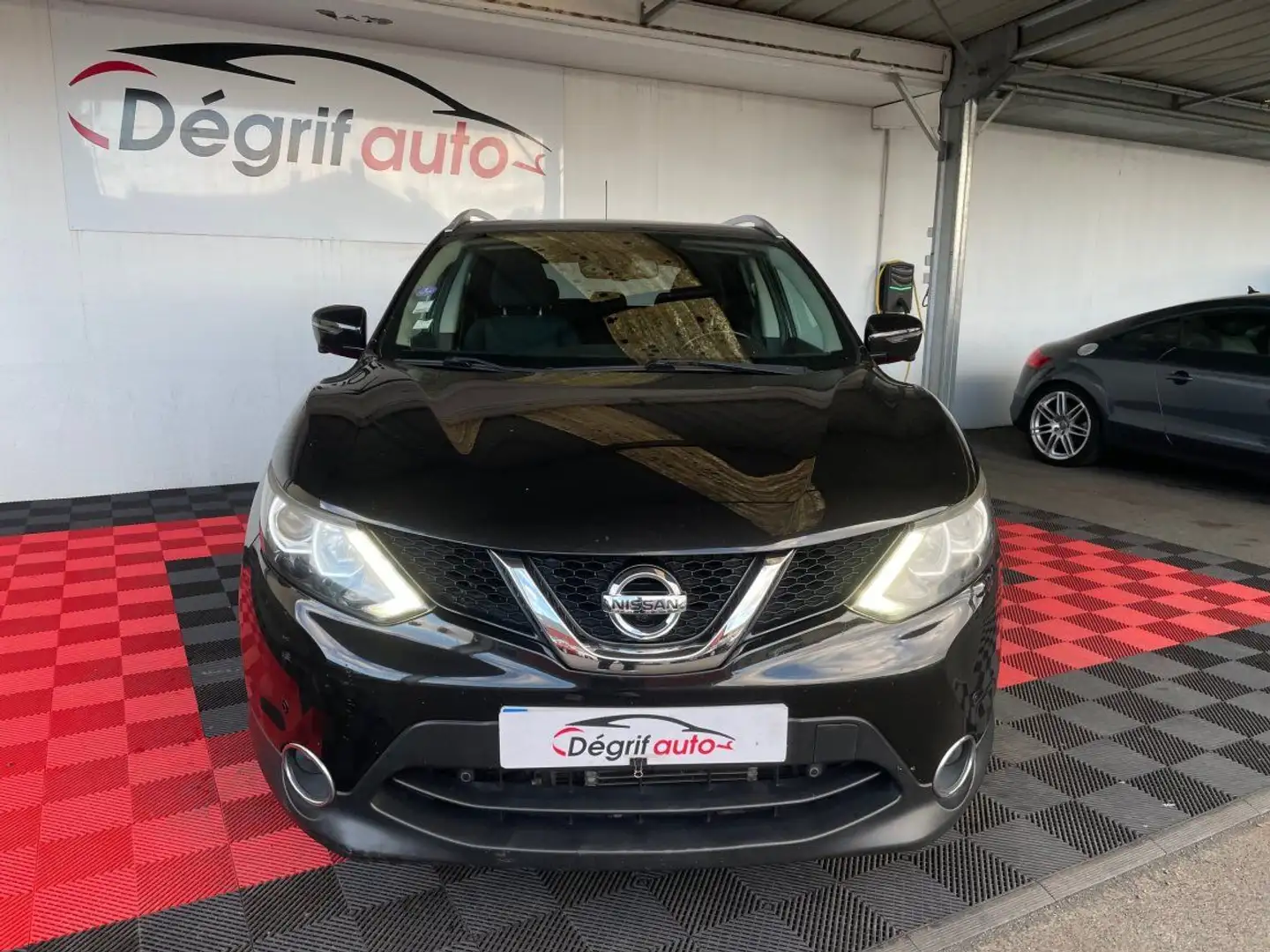 Nissan Qashqai 1.2 DIG-T 115 Stop/Start Tekna Xtronic A Noir - 2