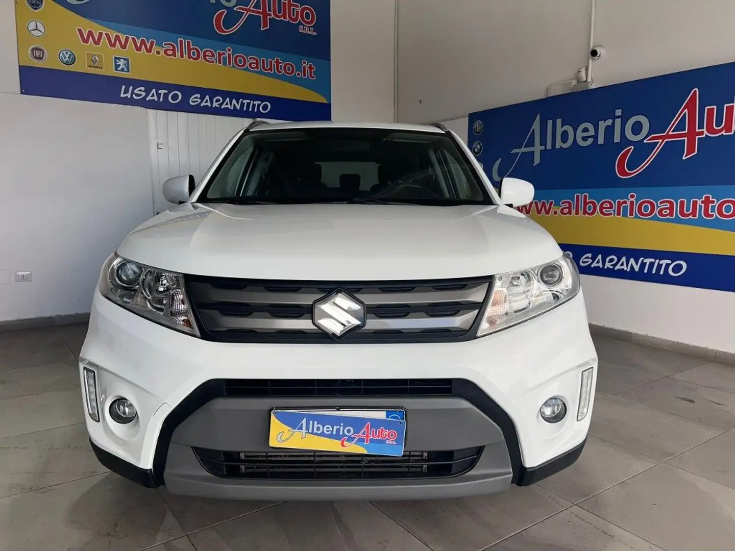 Suzuki Vitara 1.6 DDiS V-Cool S&S 2WD Bianco - 2
