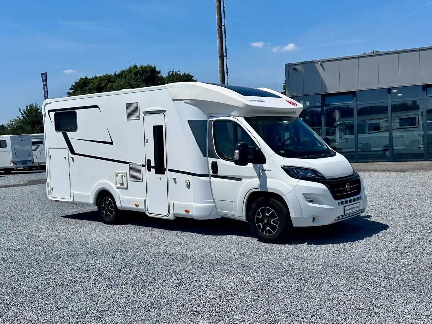 Euramobil Profila T 720 EB *Einzelbetten-1.Hand* Weiß - 1