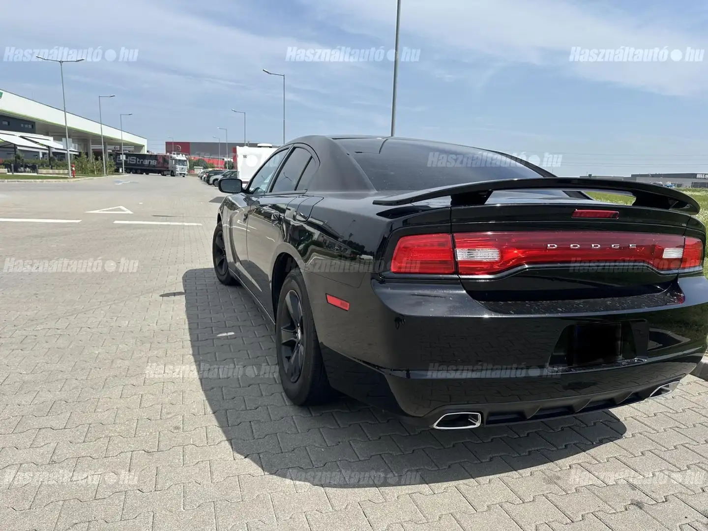 Dodge Charger SE Чёрный - 2