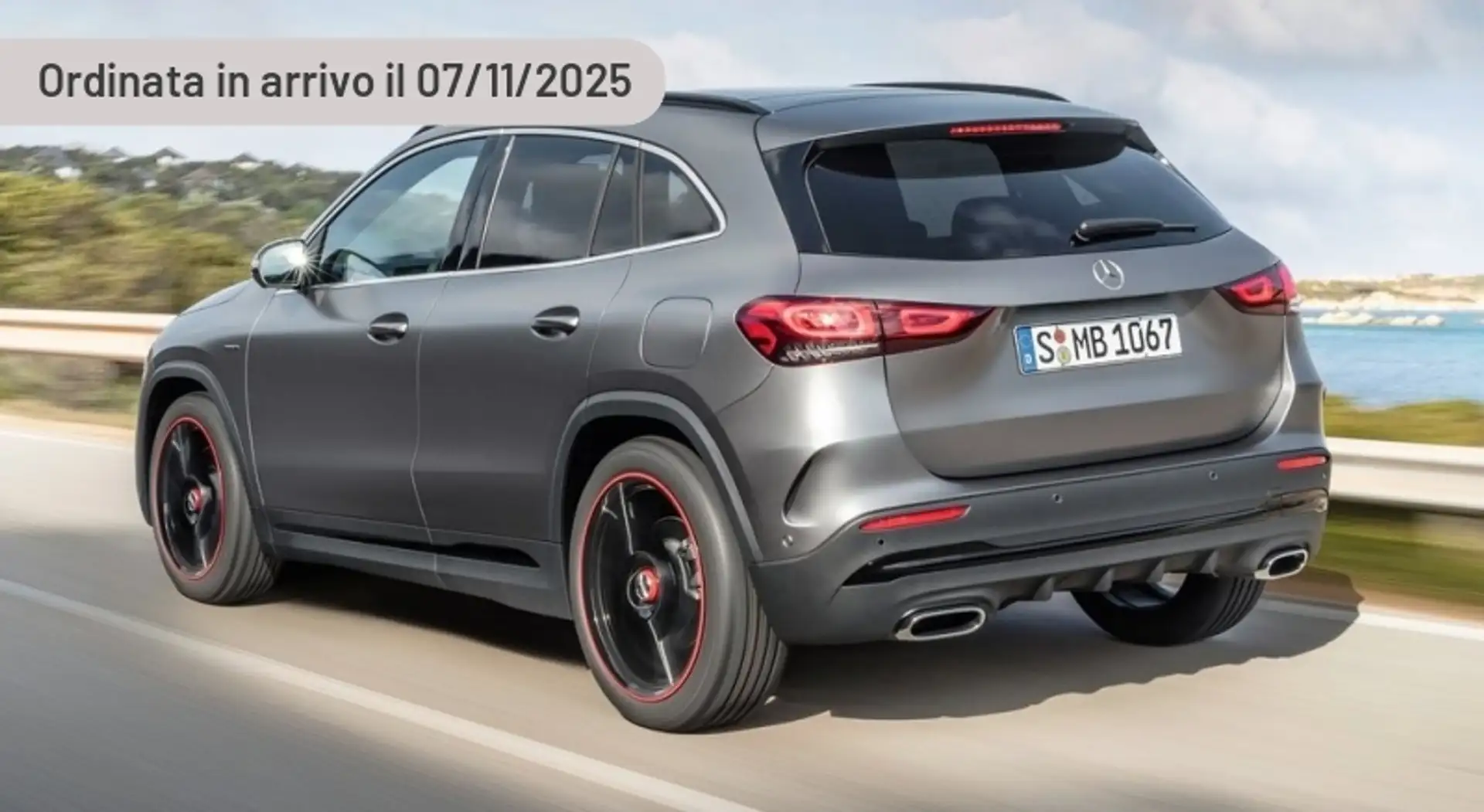 Mercedes-Benz GLA 220 220 d Automatic 4Matic Advanced Ezüst - 2