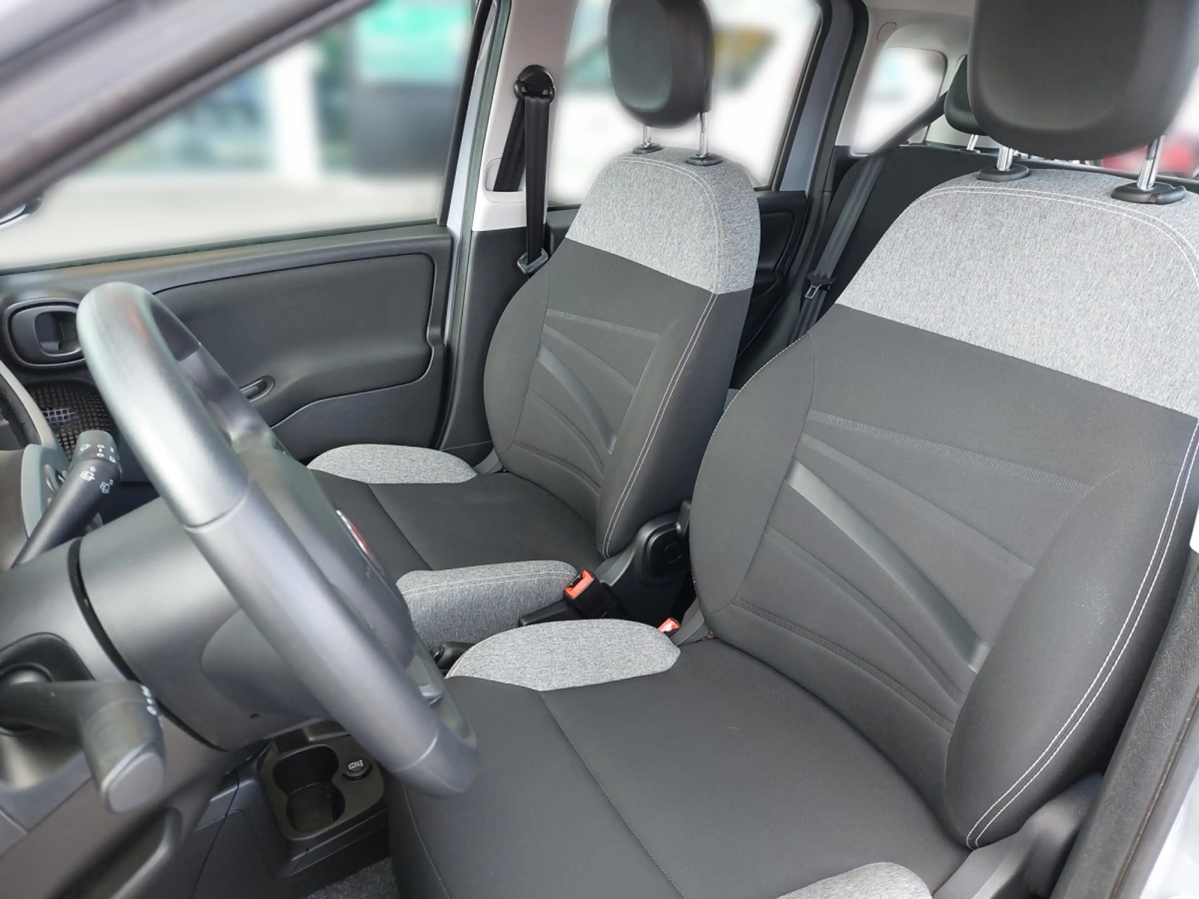 Fiat Panda 4x2 FireFly Hybrid 70 City Life — photo 5