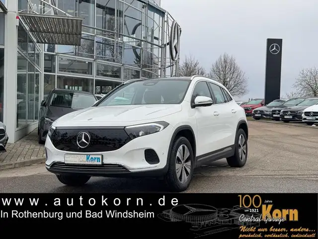 Mercedes-Benz EQA 300 Progres 4M AHK ACC PanoD 360 Winter+M&S