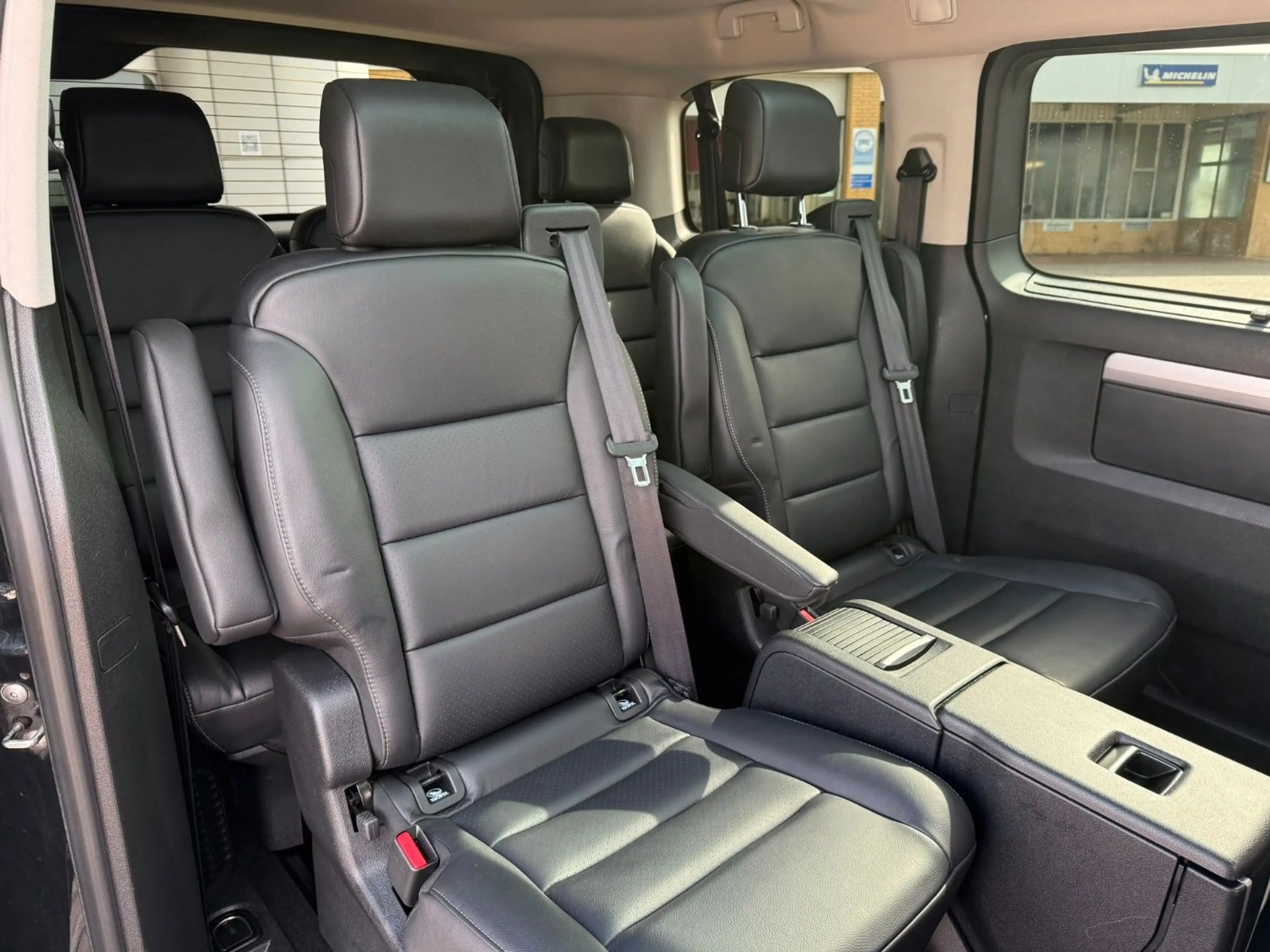 Toyota Proace Verso L1 Executive — photo 11