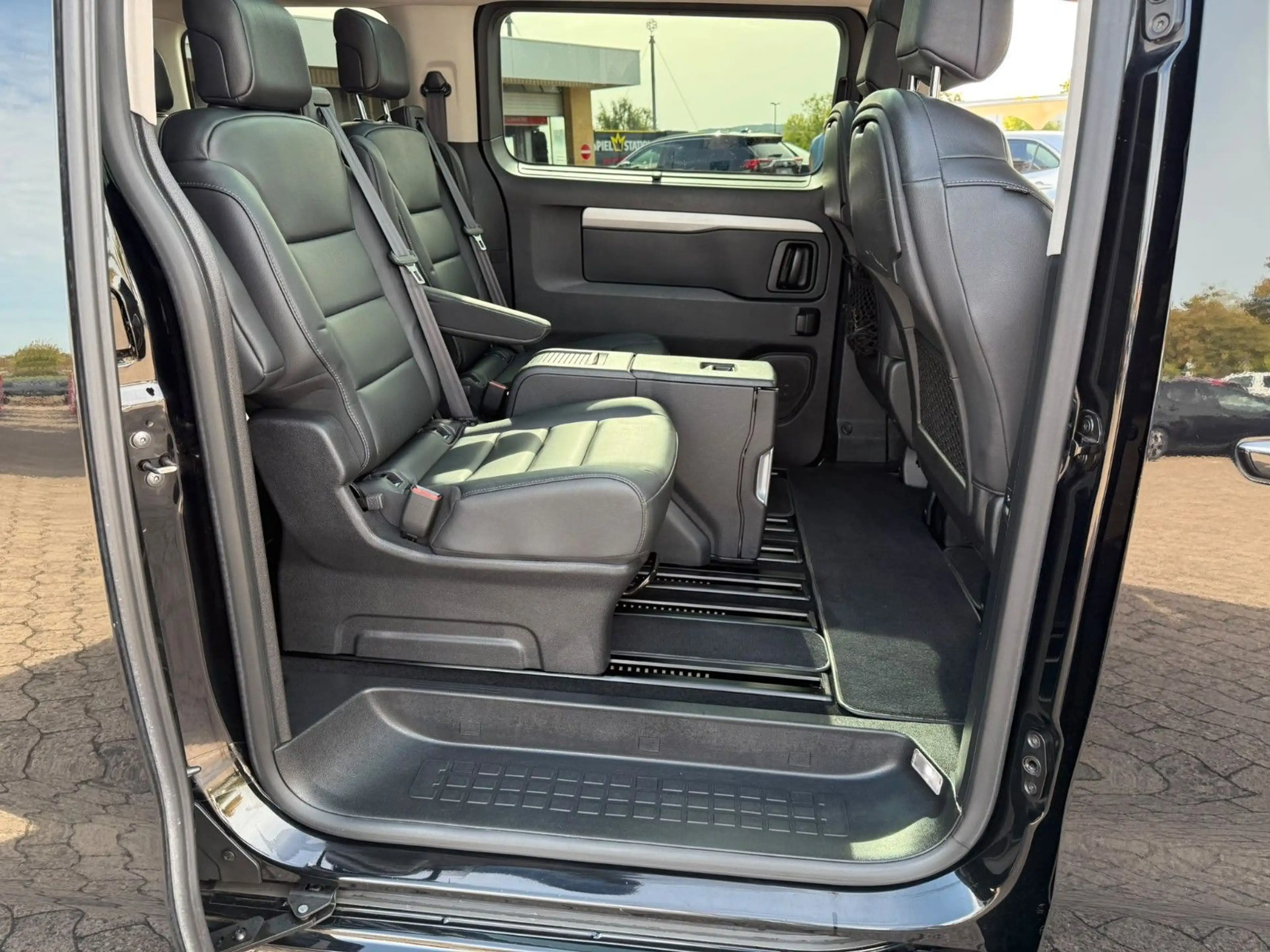 Toyota Proace Verso L1 Executive — photo 9