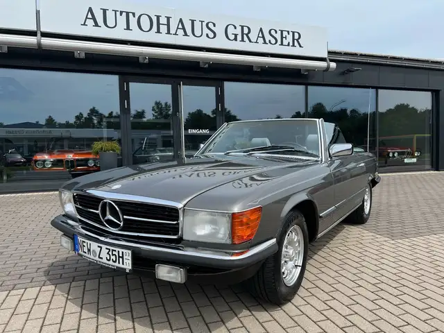 Mercedes-Benz SL 380 380 SL Classic-Data 2+, charakterstarker V8