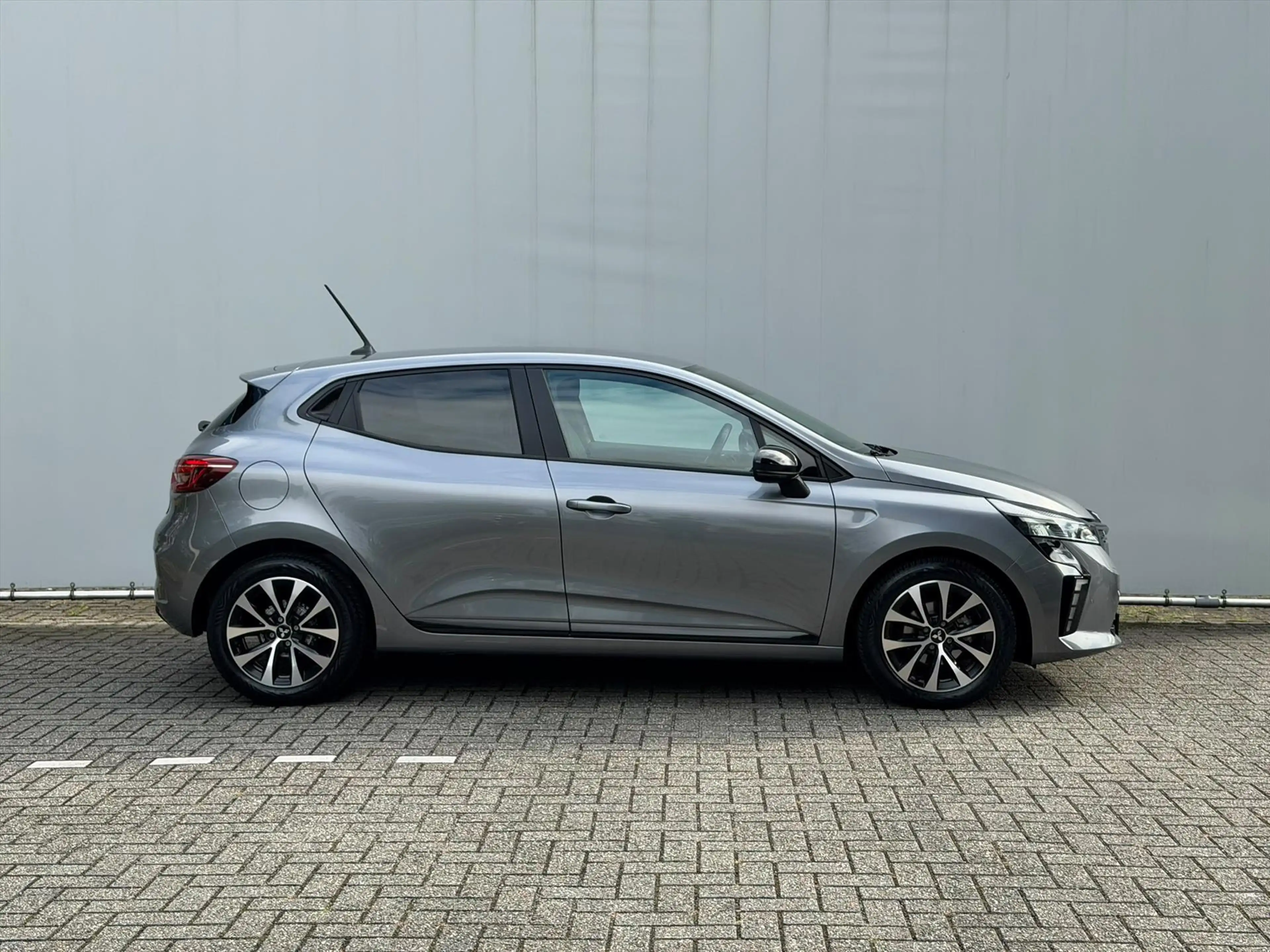 Mitsubishi Colt 1.0 MPI-T 90pk Intense — photo 6