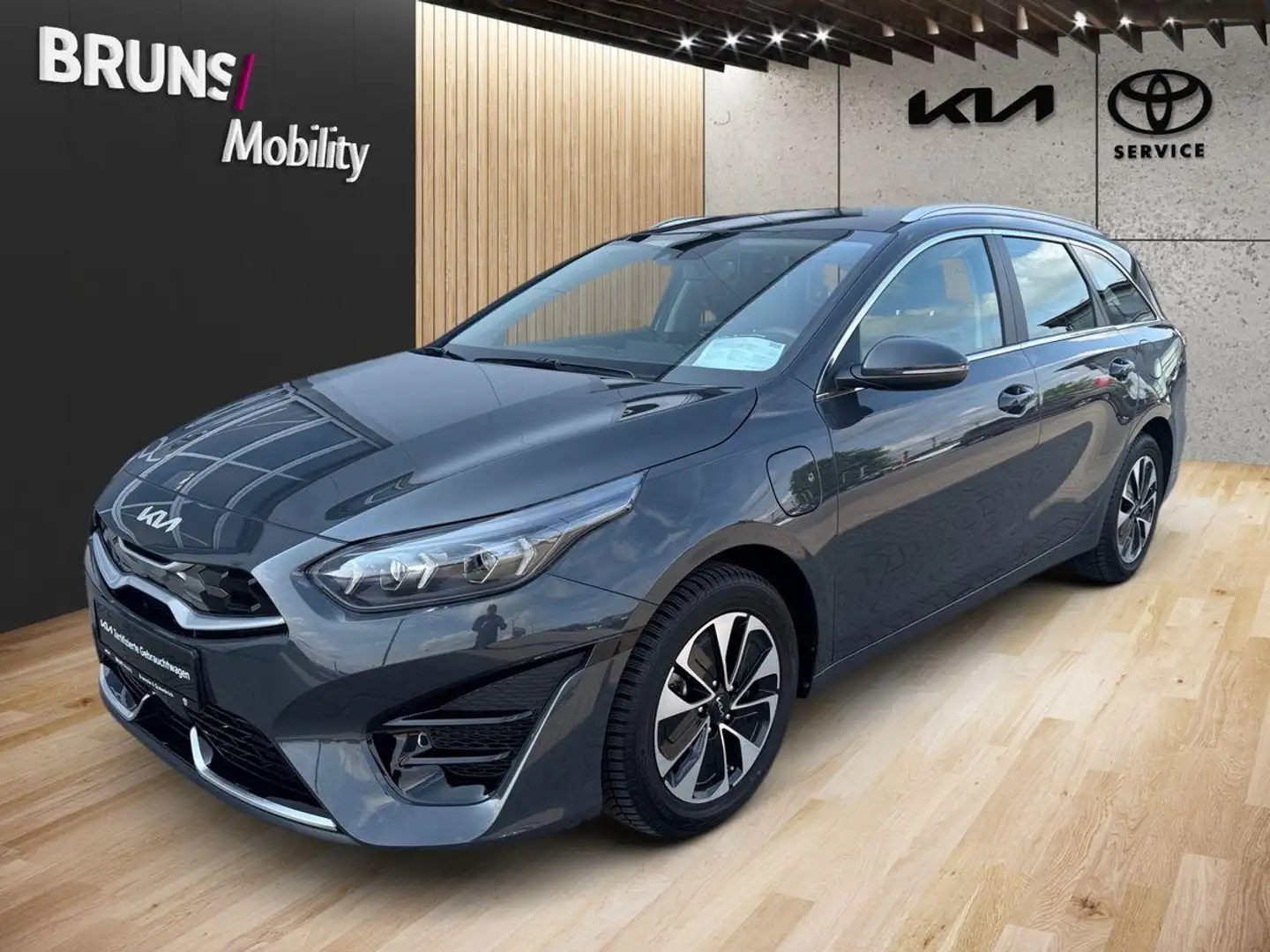 Kia Ceed / cee'd Sportswagon Plug-in Hybrid Spirit Сірий - 2