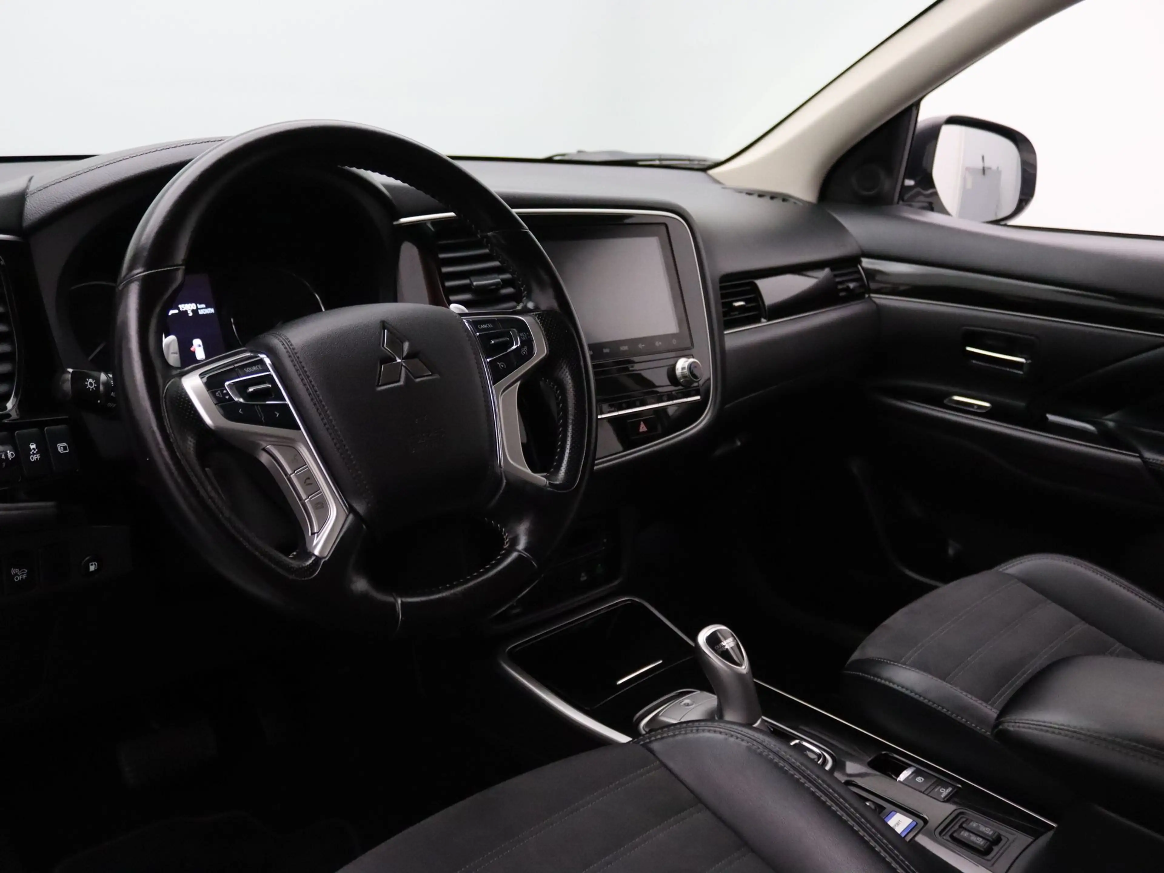 Mitsubishi Outlander 225pk PHEV Intense Apple Carplay/Android Auto | Cl — photo 3