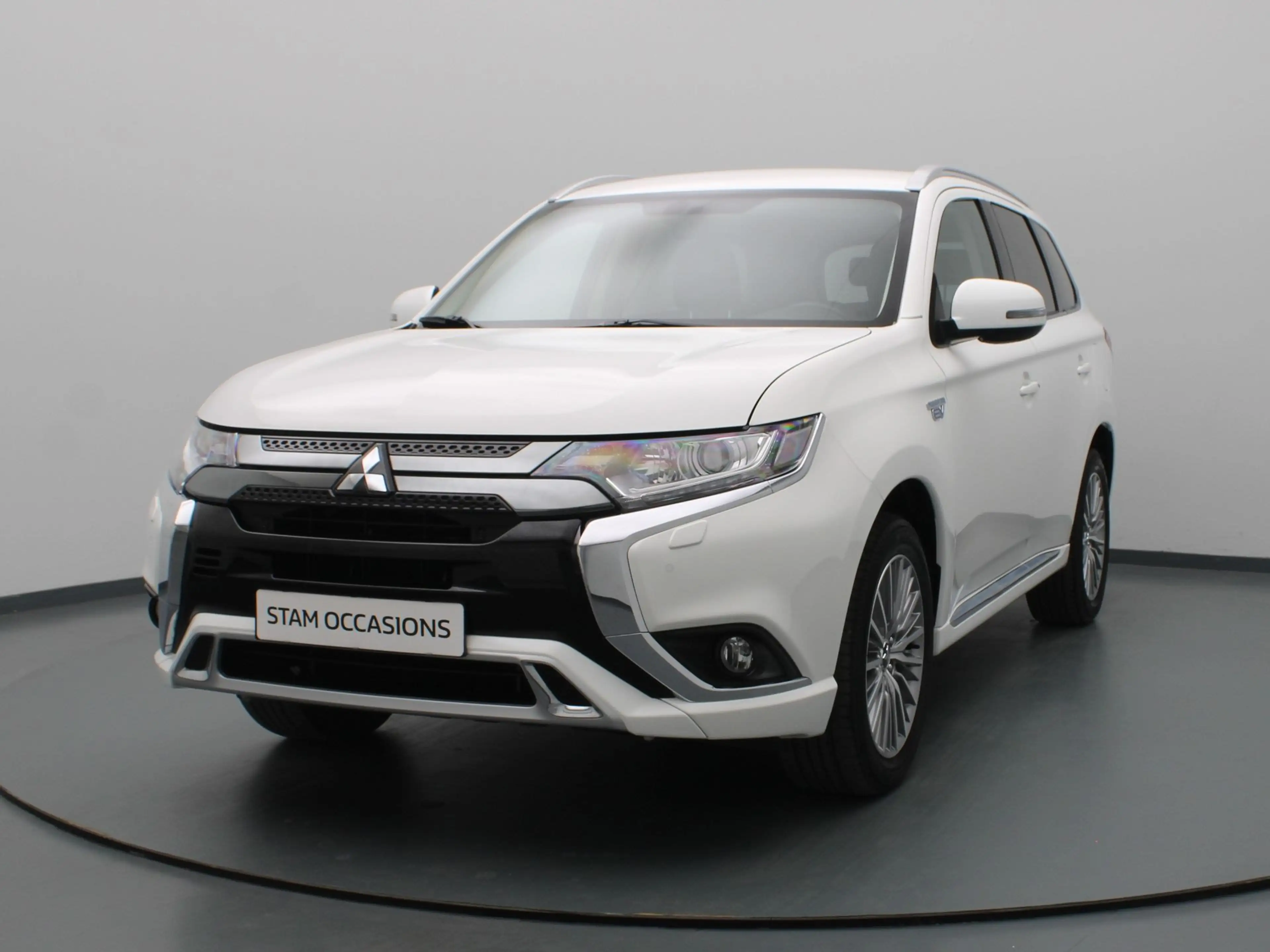 Mitsubishi Outlander 225pk PHEV Intense Apple Carplay/Android Auto | Cl — photo 18