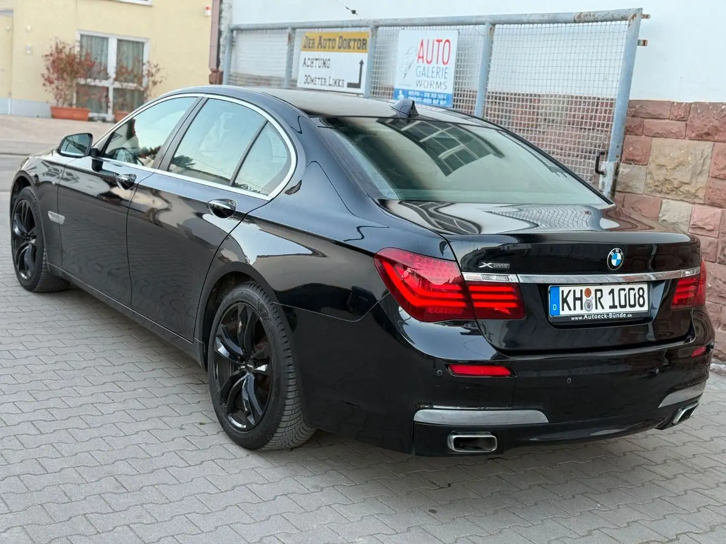 BMW 750 Baureihe 7 750d xDrive M-Paket Headup Negro - 2