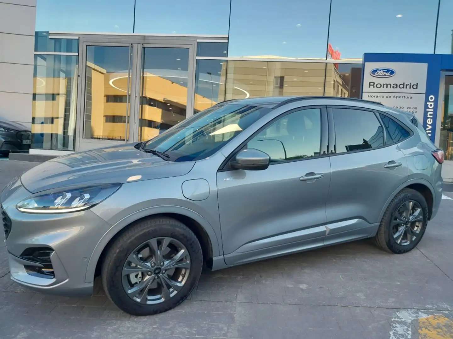Ford Kuga 2.5 Duratec PHEV ST-Line 4x2 Argento - 2