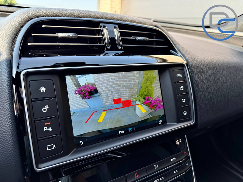 Jaguar XE XE 2.0 D R-Sport 180CV EURO6B T.PANO XENONS CAMERA — photo 11