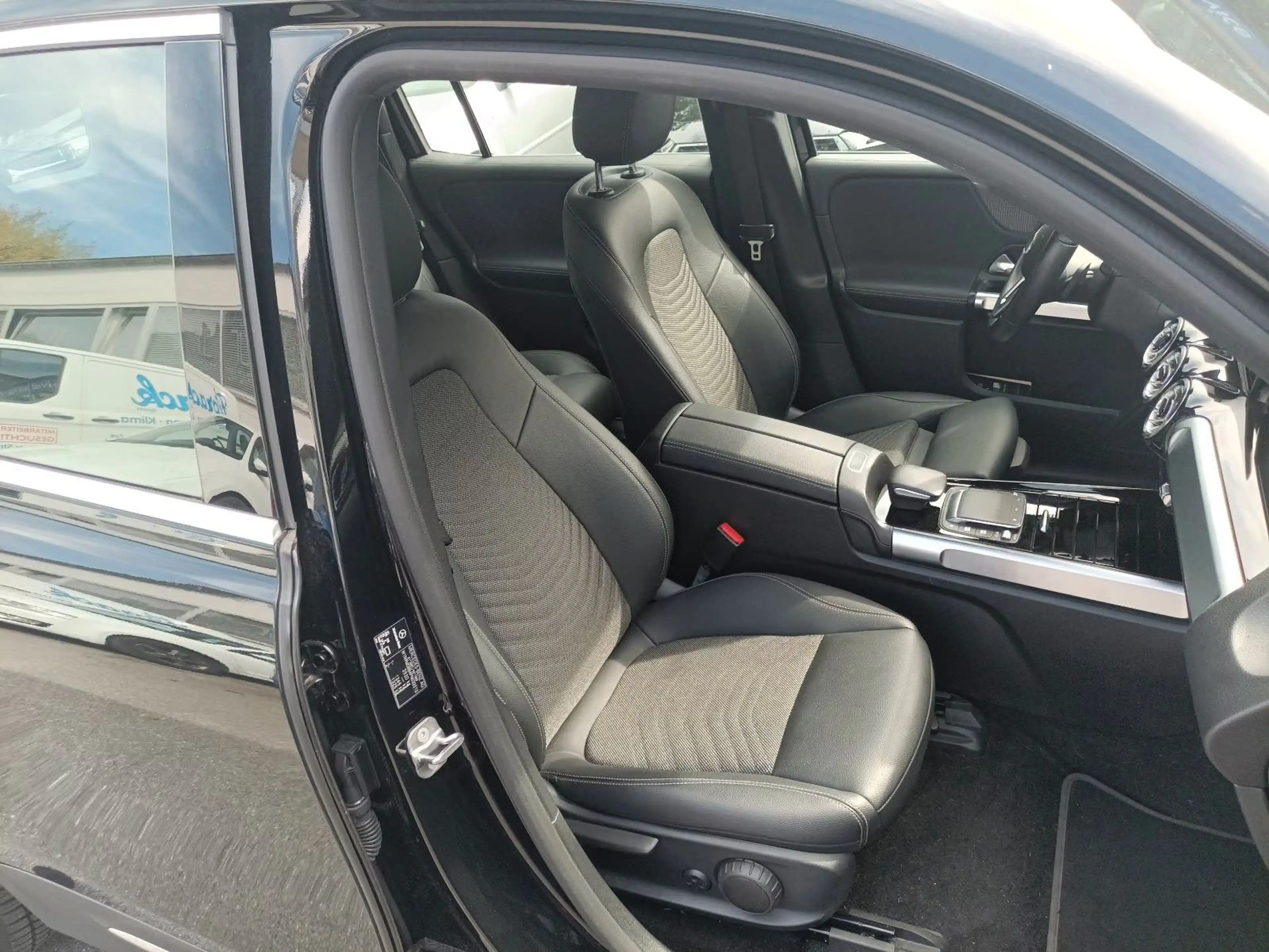 Mercedes-Benz EQB 250 ProgressiveAdvJ.S.Garantie05.29SoH97% — photo 8