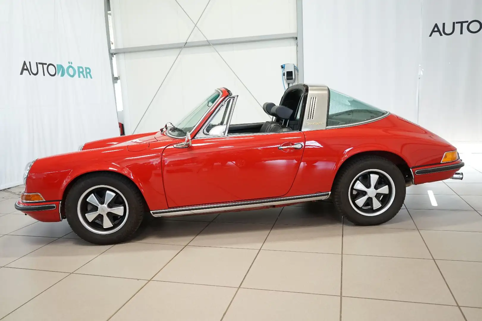 Porsche 911 E Targa dt. Fahrzeug+voll restauriert+9700km Rot - 2