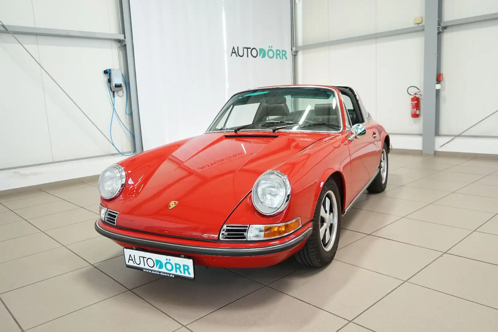 Porsche 911 E Targa dt. Fahrzeug+voll restauriert+9700km Rot - 1