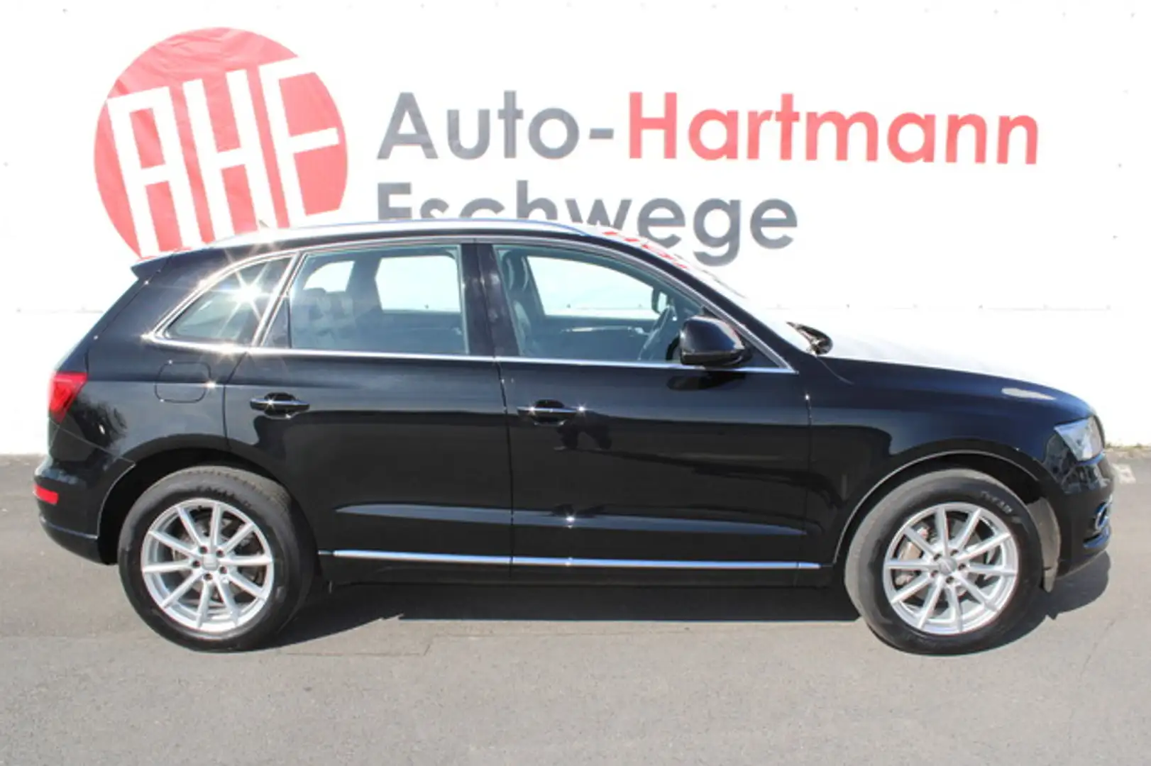 Audi Q5 3.0 TDI quattro Xen Navi Pano Sthzg Leder 17" Schwarz - 2