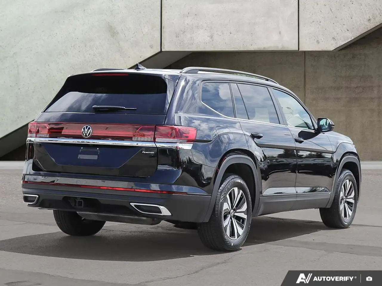 Volkswagen Atlas снимка Volkswagen Atlas