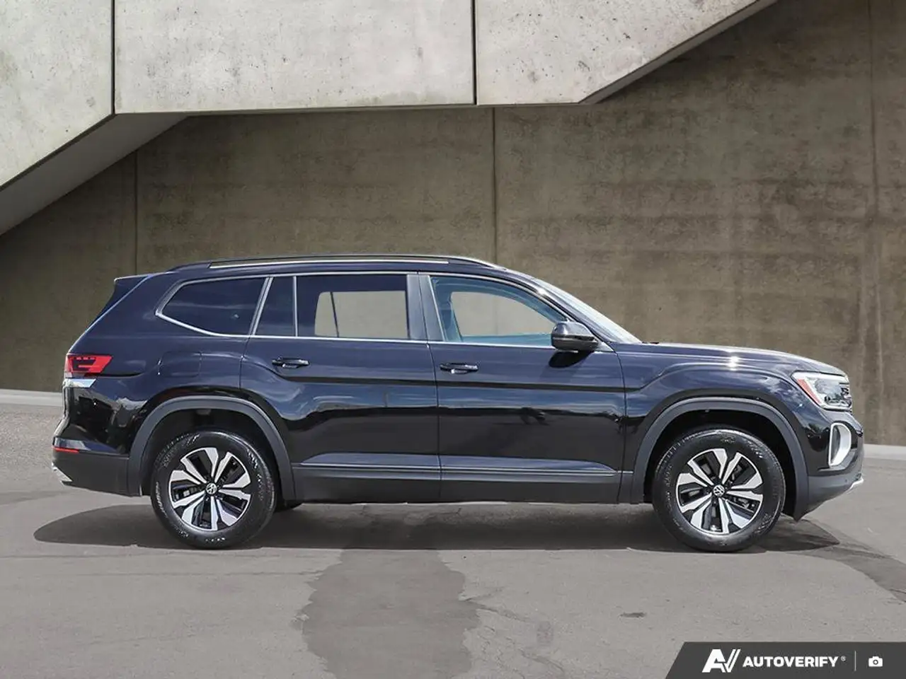 Volkswagen Atlas снимка Volkswagen Atlas