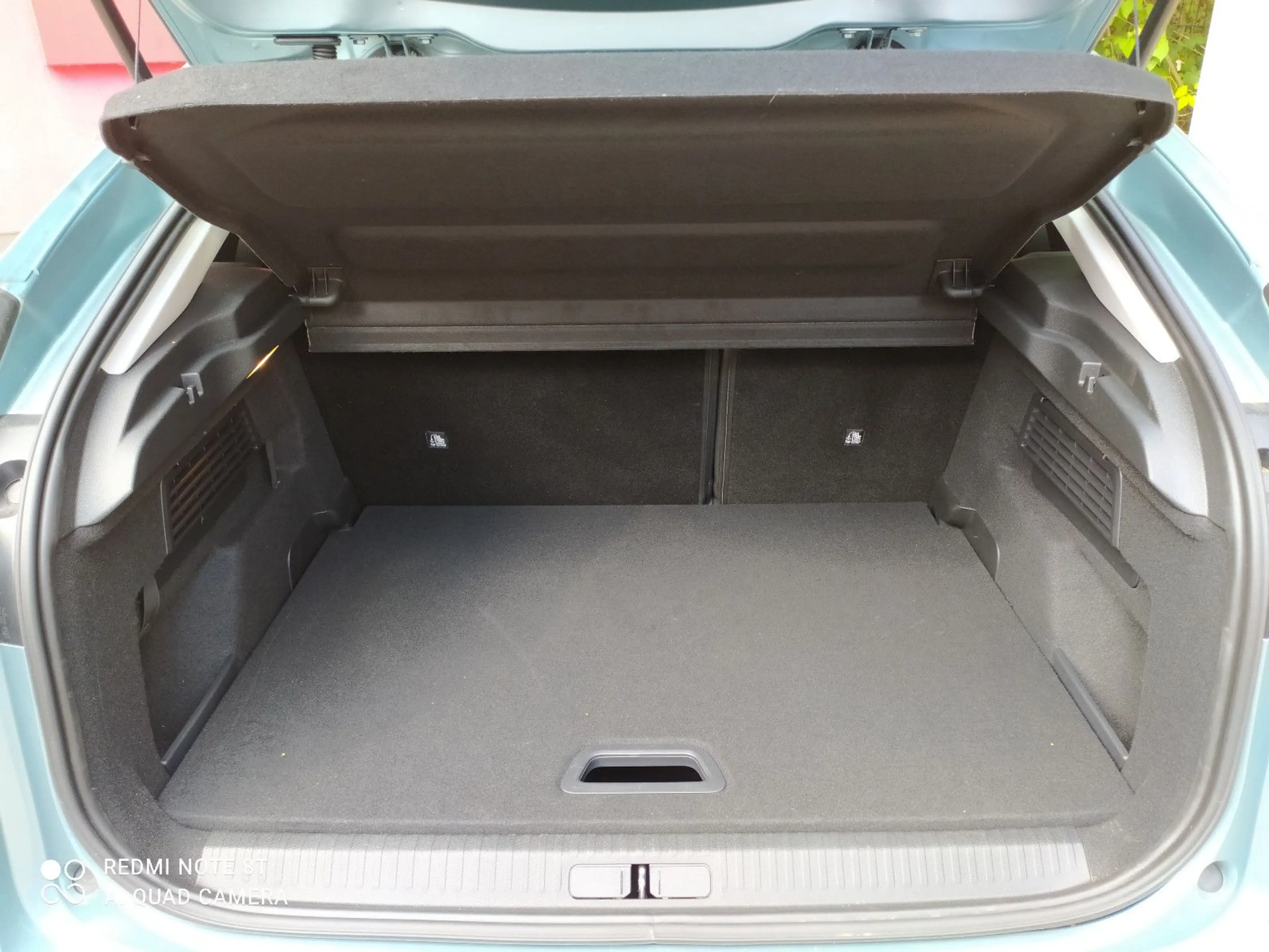 Citroen C4 ë- Feel Pack *HeadUp*Kamera*Sitzheizung* — photo 7
