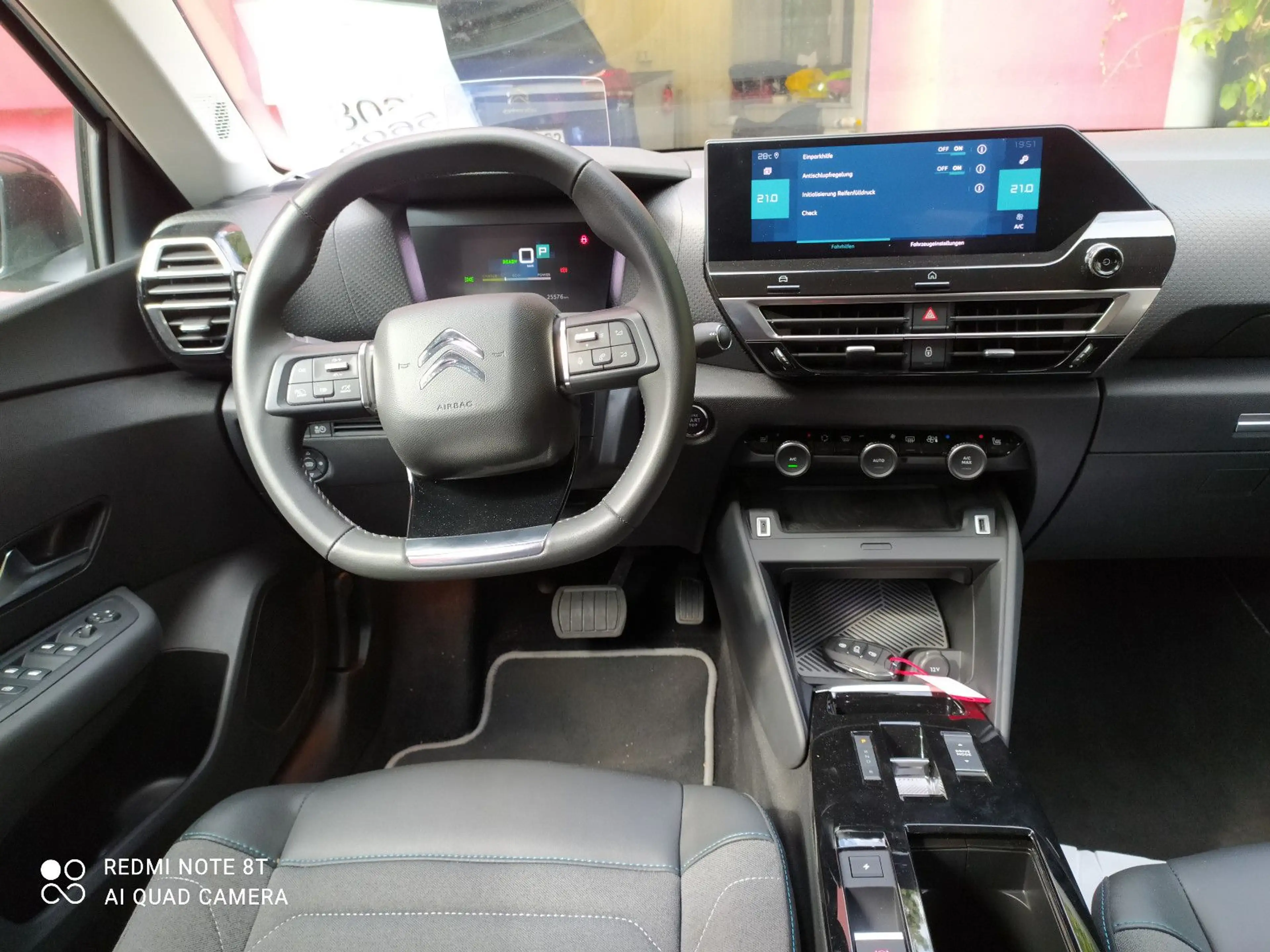 Citroen C4 ë- Feel Pack *HeadUp*Kamera*Sitzheizung* — photo 11