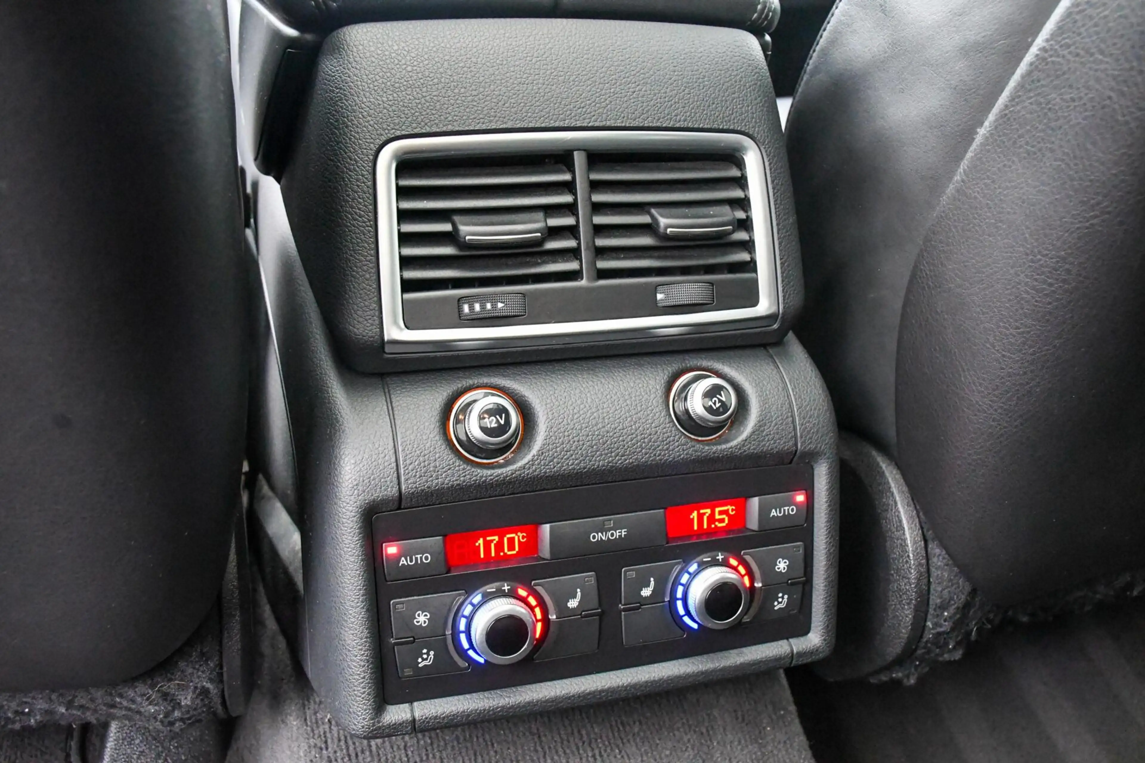 Audi Q7 3.0 TDI quattro Leer 21'' Pano Xenon s-line Trekha — photo 41