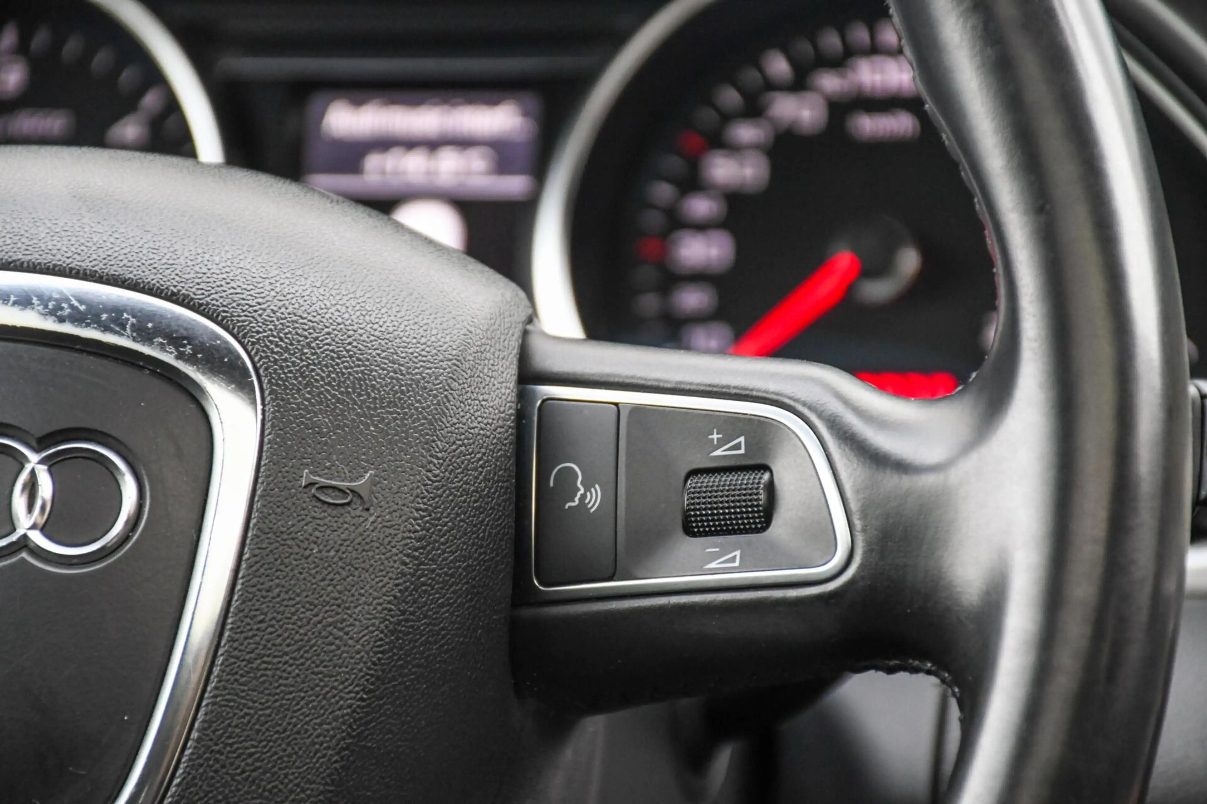 Audi Q7 3.0 TDI quattro Leer 21'' Pano Xenon s-line Trekha — photo 10