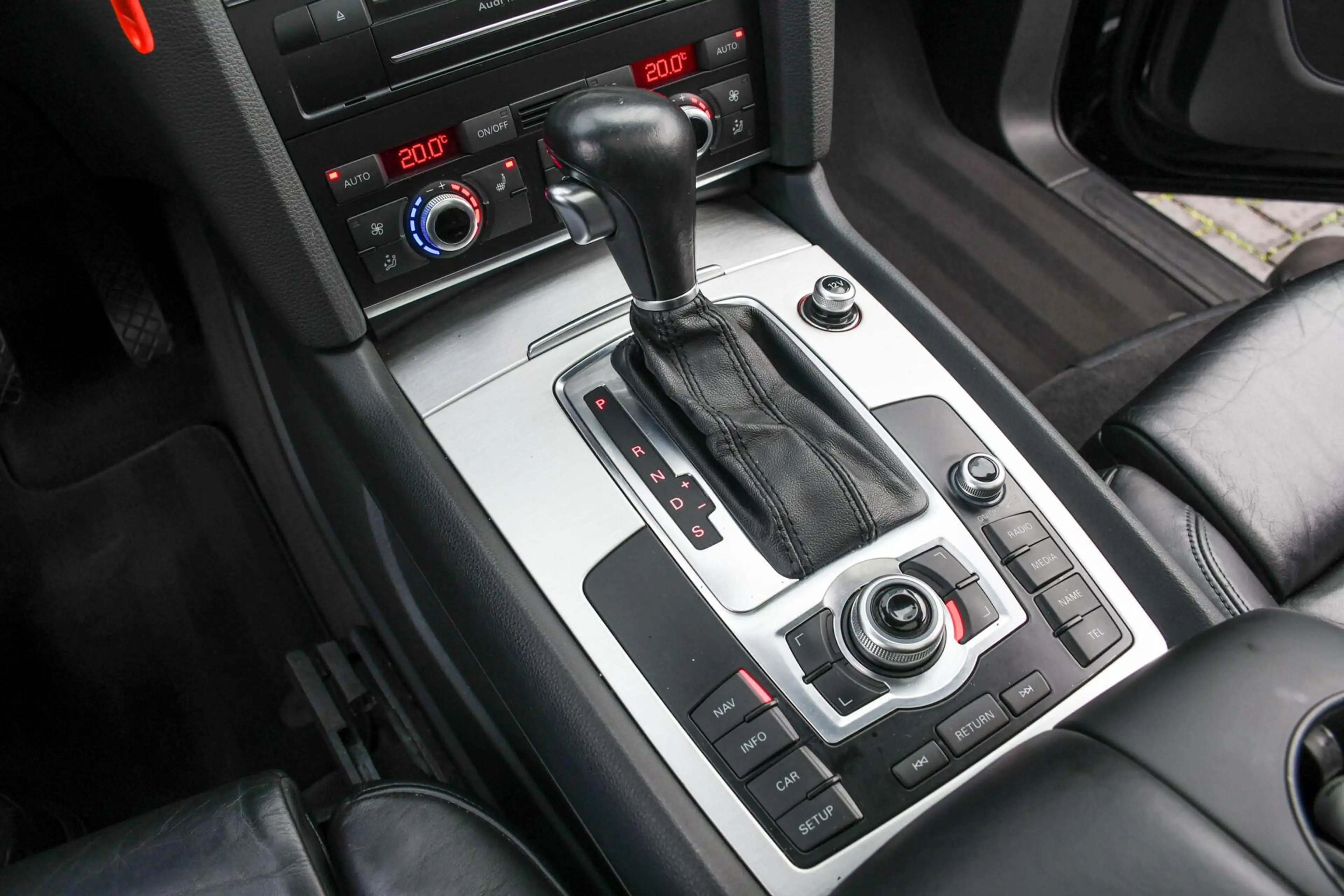 Audi Q7 3.0 TDI quattro Leer 21'' Pano Xenon s-line Trekha — photo 37