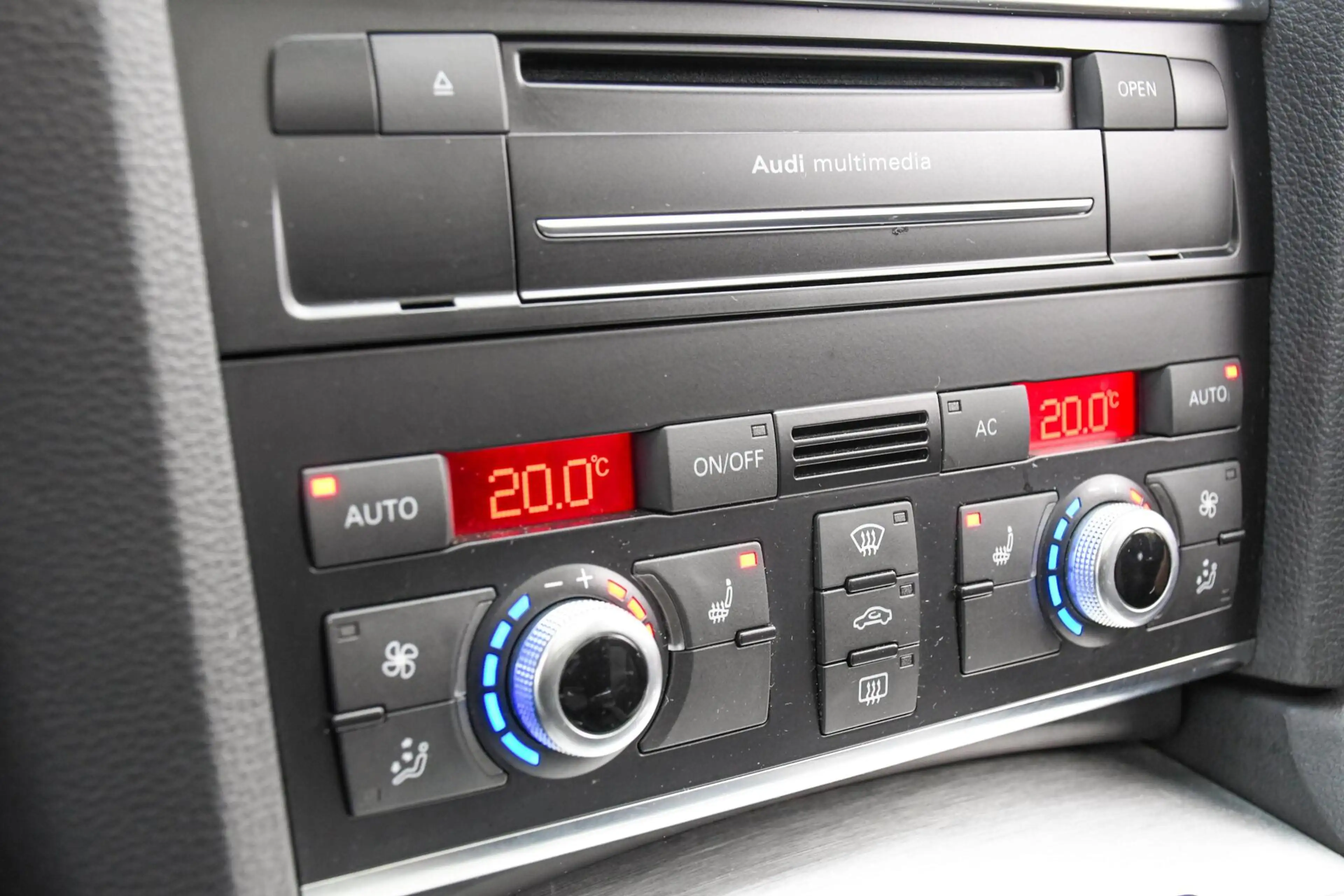 Audi Q7 3.0 TDI quattro Leer 21'' Pano Xenon s-line Trekha — photo 36
