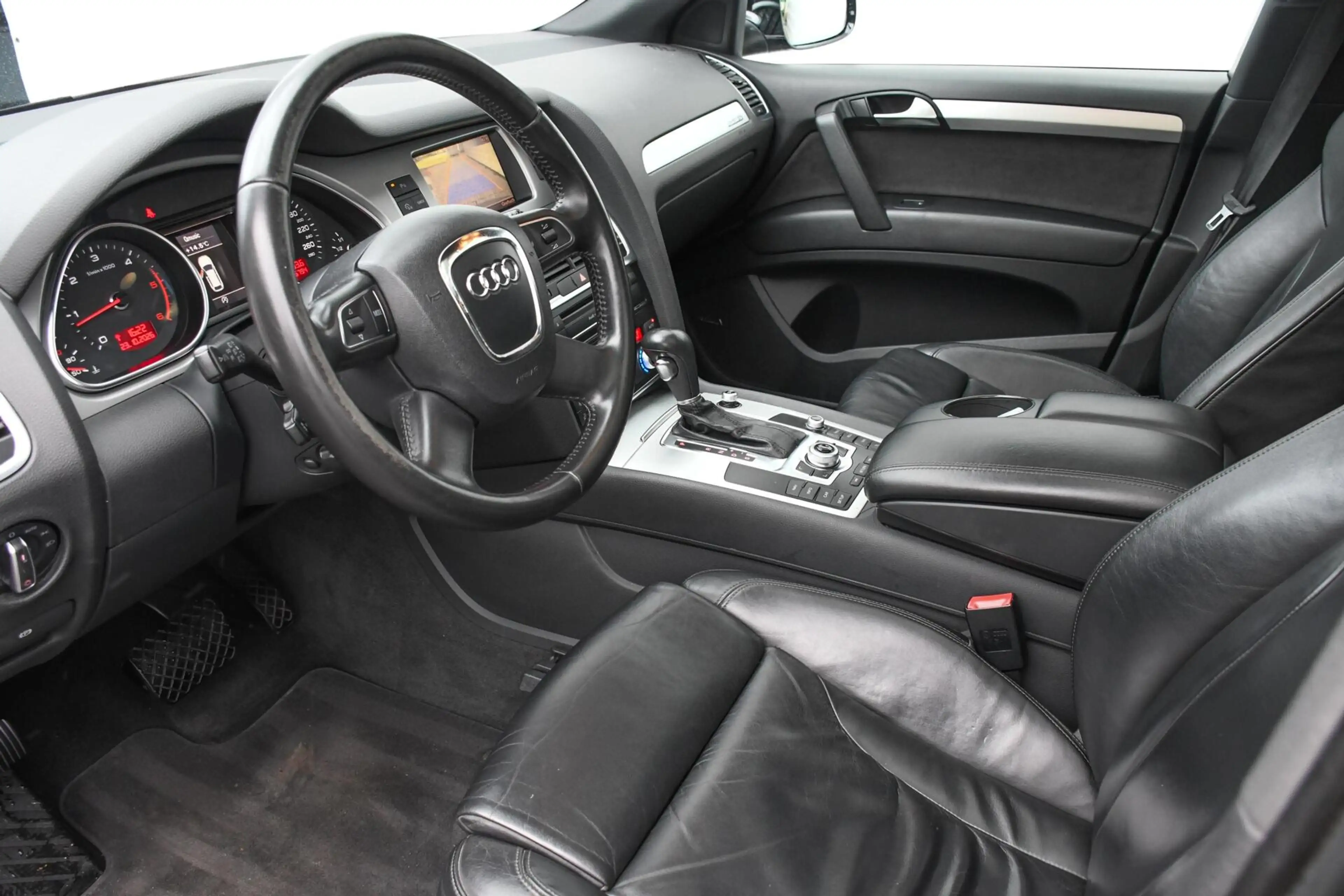 Audi Q7 3.0 TDI quattro Leer 21'' Pano Xenon s-line Trekha — photo 4