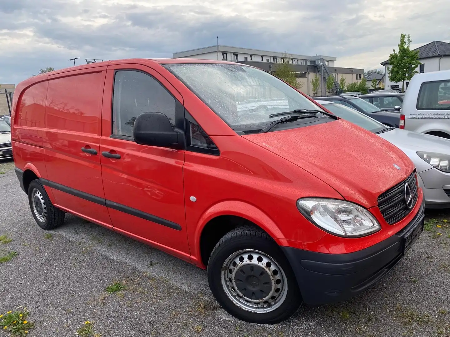 Mercedes-Benz Vito 109 CDI kompakt ~Klima~ TÜV 11/2026 Rot - 1