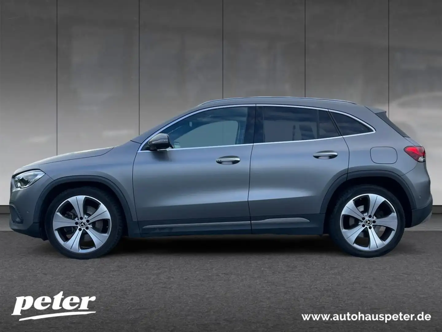 Mercedes-Benz GLA 220 d 4MATIC Progressive, Distronic, Memory Gris - 1