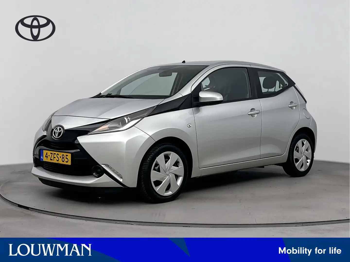Toyota Aygo 1.0 VVT-i x-play | Achteruitrijcamera | Gris - 1