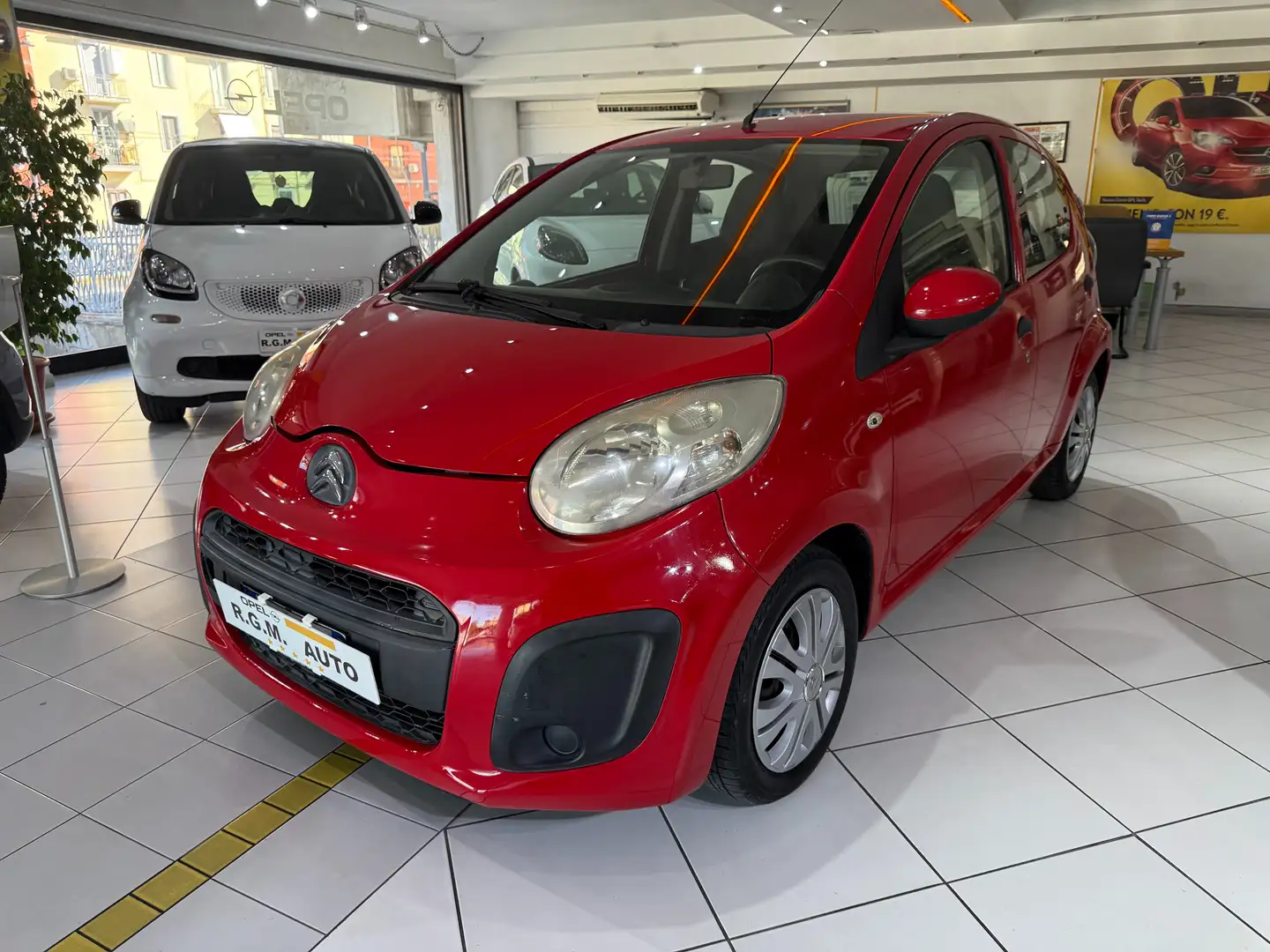 Citroen C1 5p 1.0 BENZ/GPL Attraction Rosso - 1