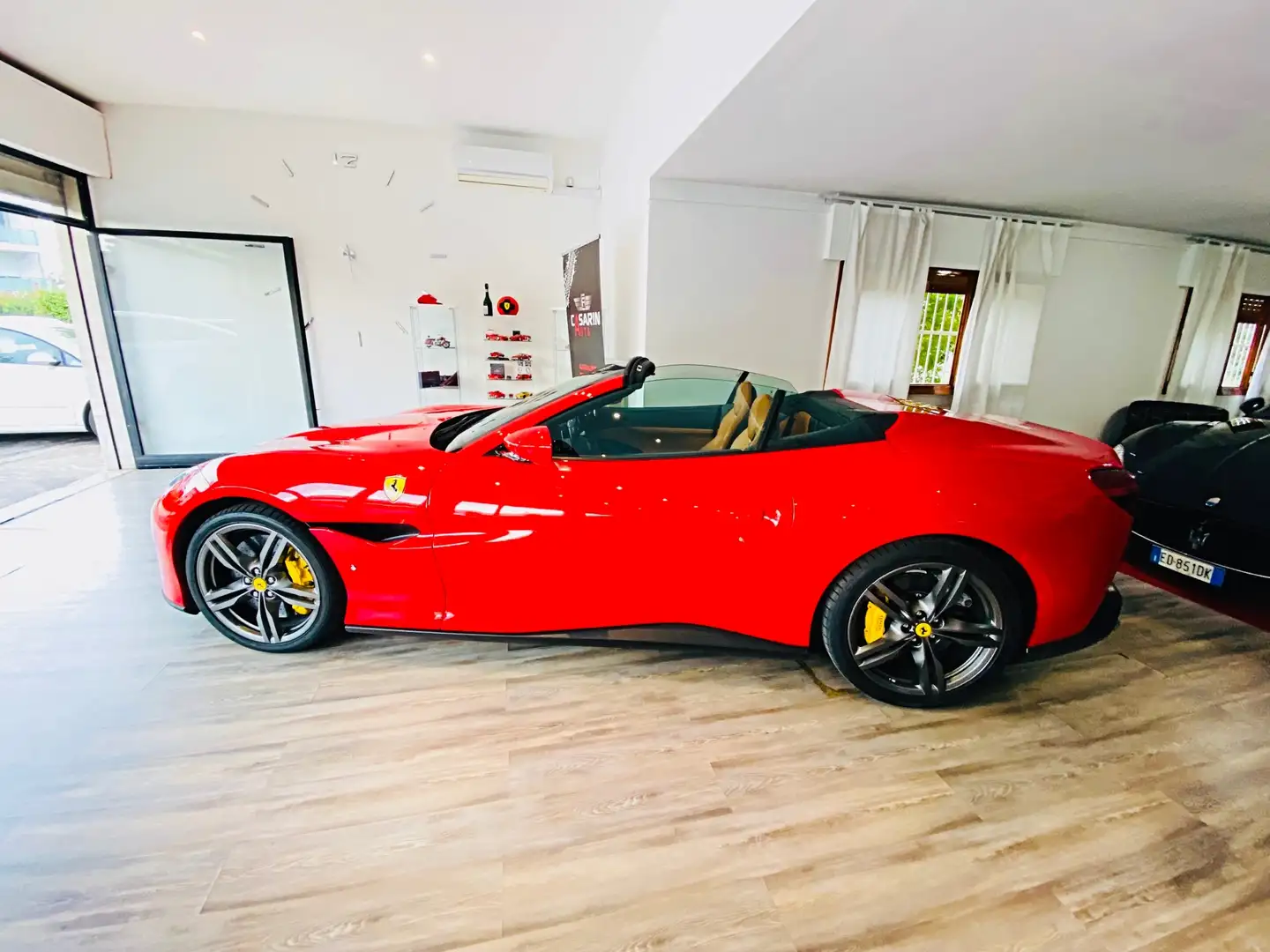 Ferrari Portofino Permuto dischi carboceramica nuovi strafull Kırmızı - 2