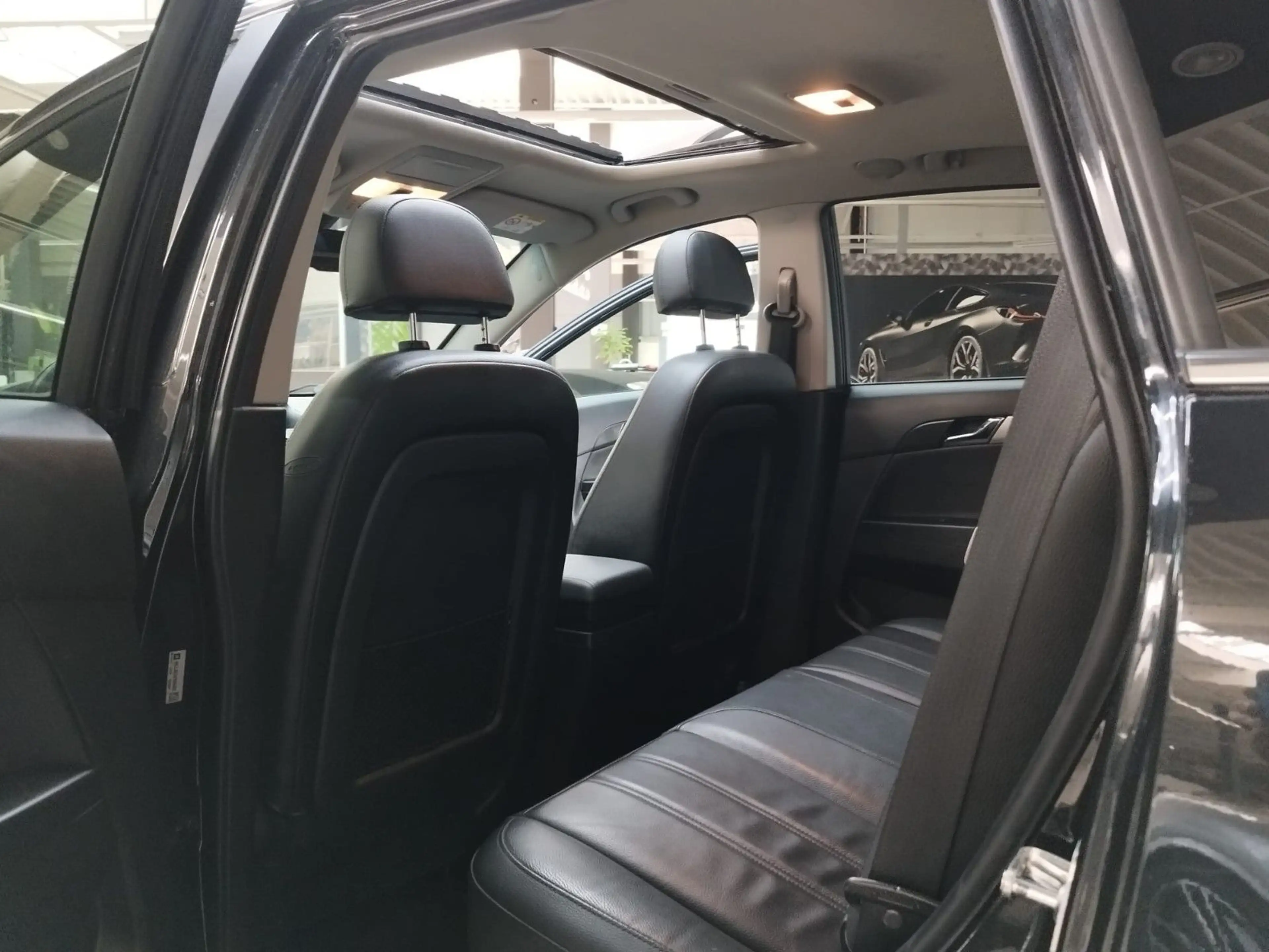 Opel Antara Cosmo 4x4 NAVI / PANO / AHK — photo 15