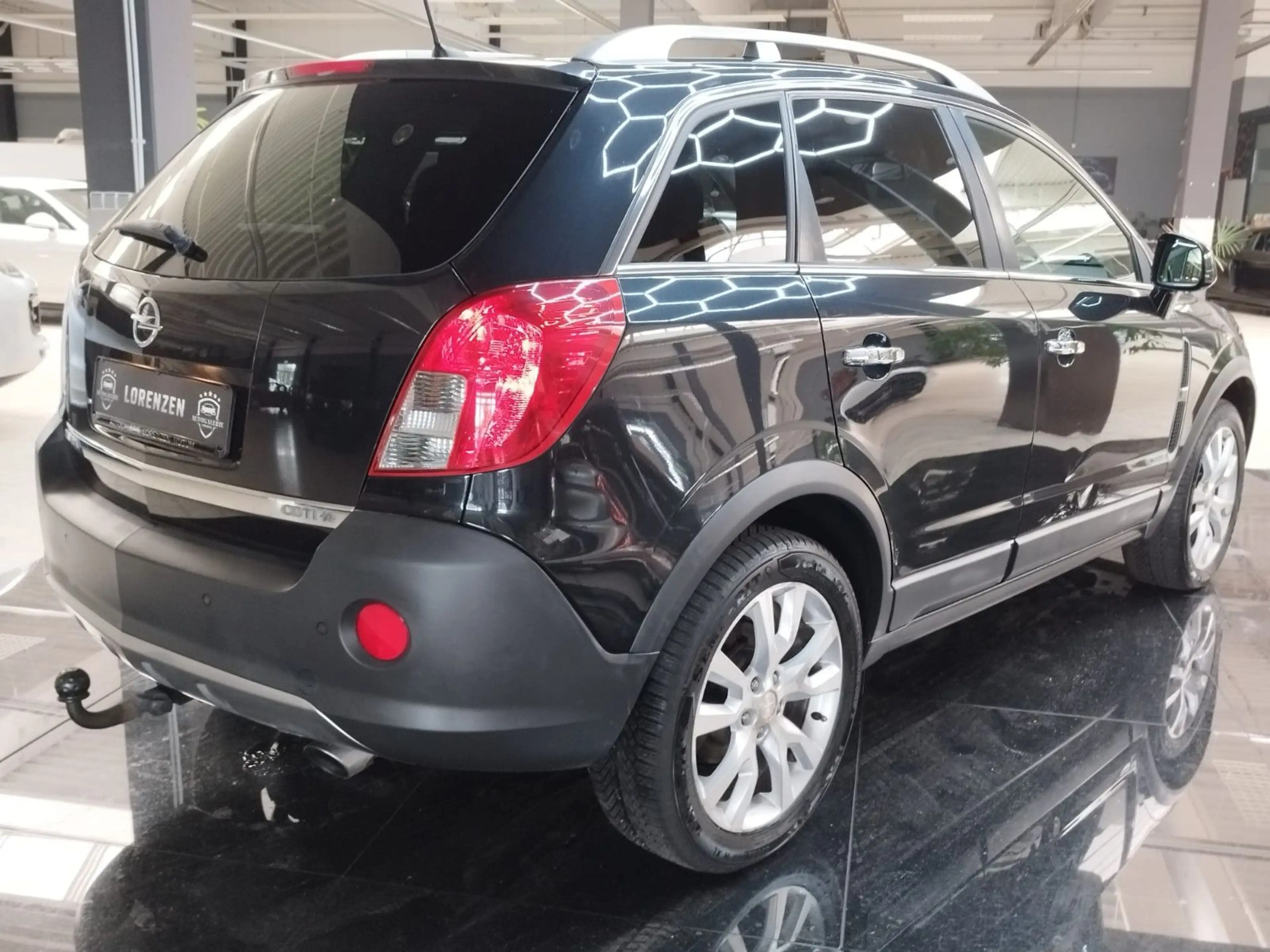 Opel Antara Cosmo 4x4 NAVI / PANO / AHK — photo 6