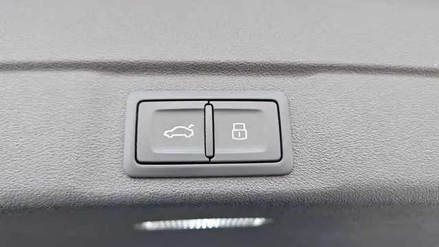 Audi A6 40 TDI 3 x S-Line*PANO*Techpaket plus*NP: 85.000* Ansicht 35