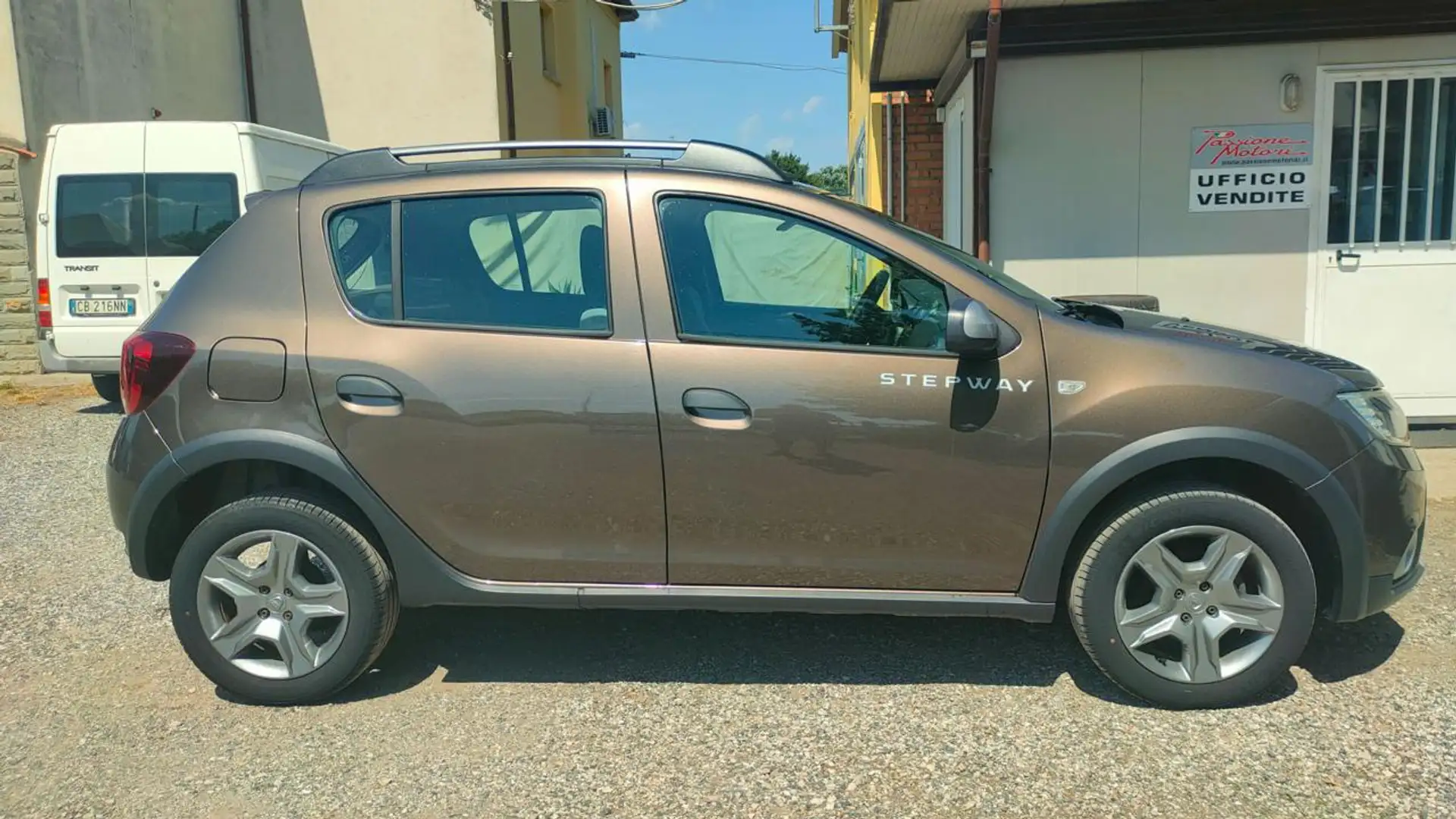Dacia Sandero Stepway 0.9 TCe Turbo GPL 90 CV S&S Techroad Bronzo - 2