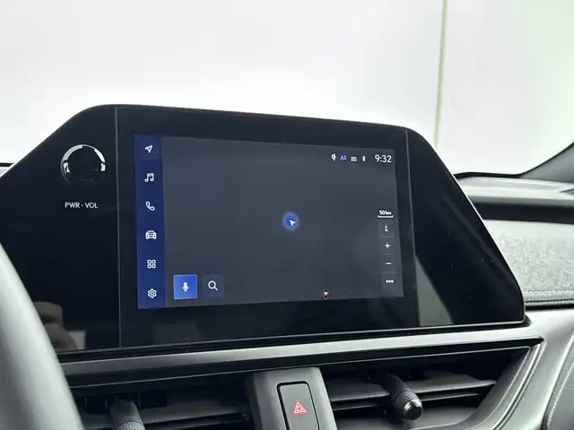 Lexus Ux view 9