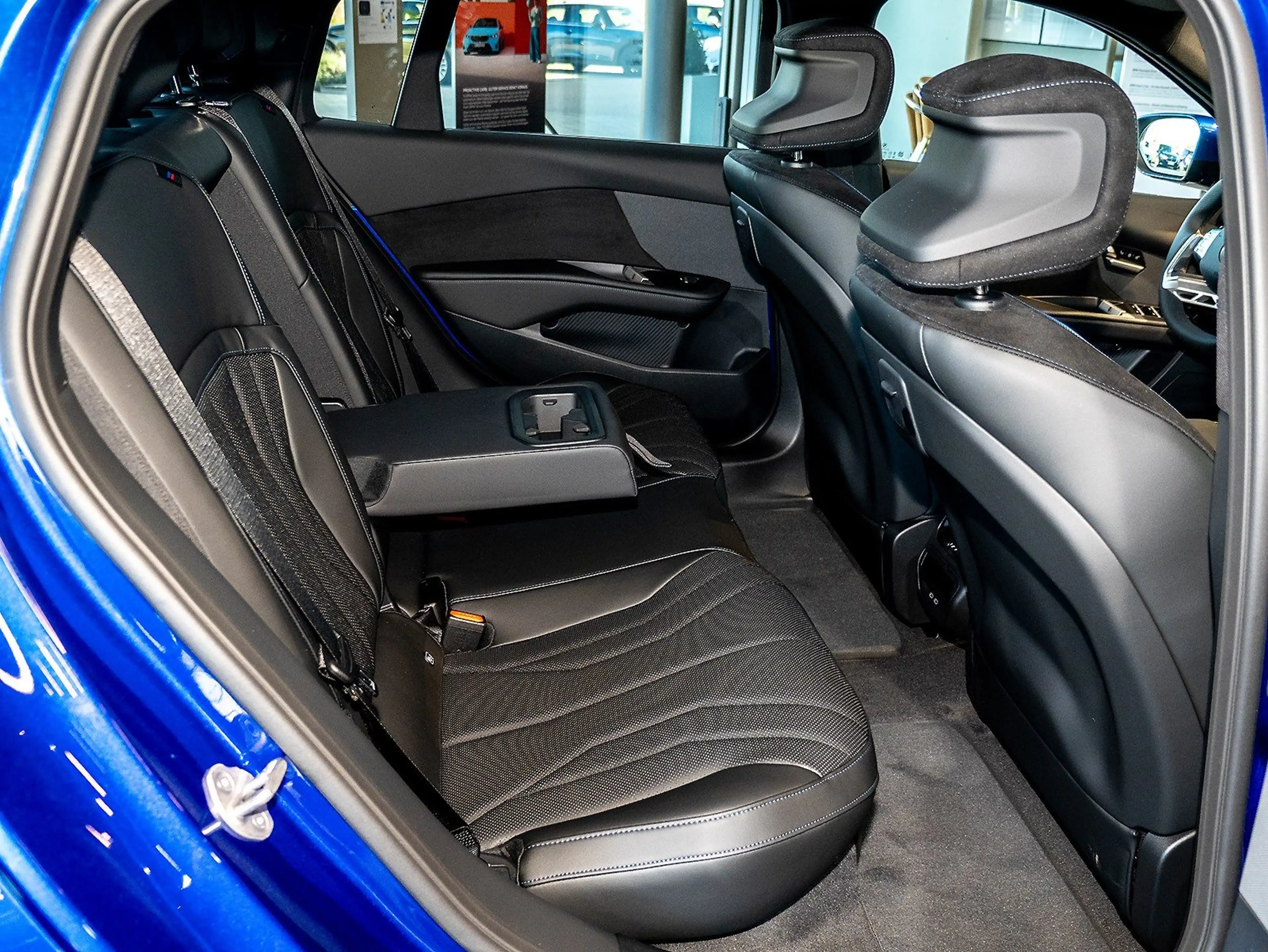 BMW i3 50 xDrive SOFORT VERFÜGBAR! 5.950 EUR sparen! — photo 16