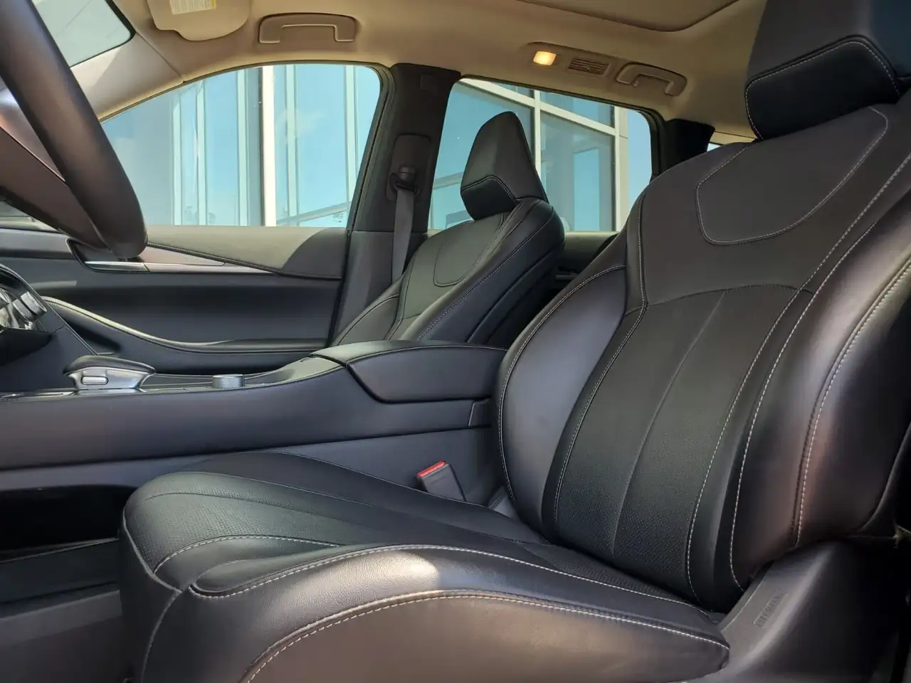 Infiniti QX60 снимка Infiniti QX60