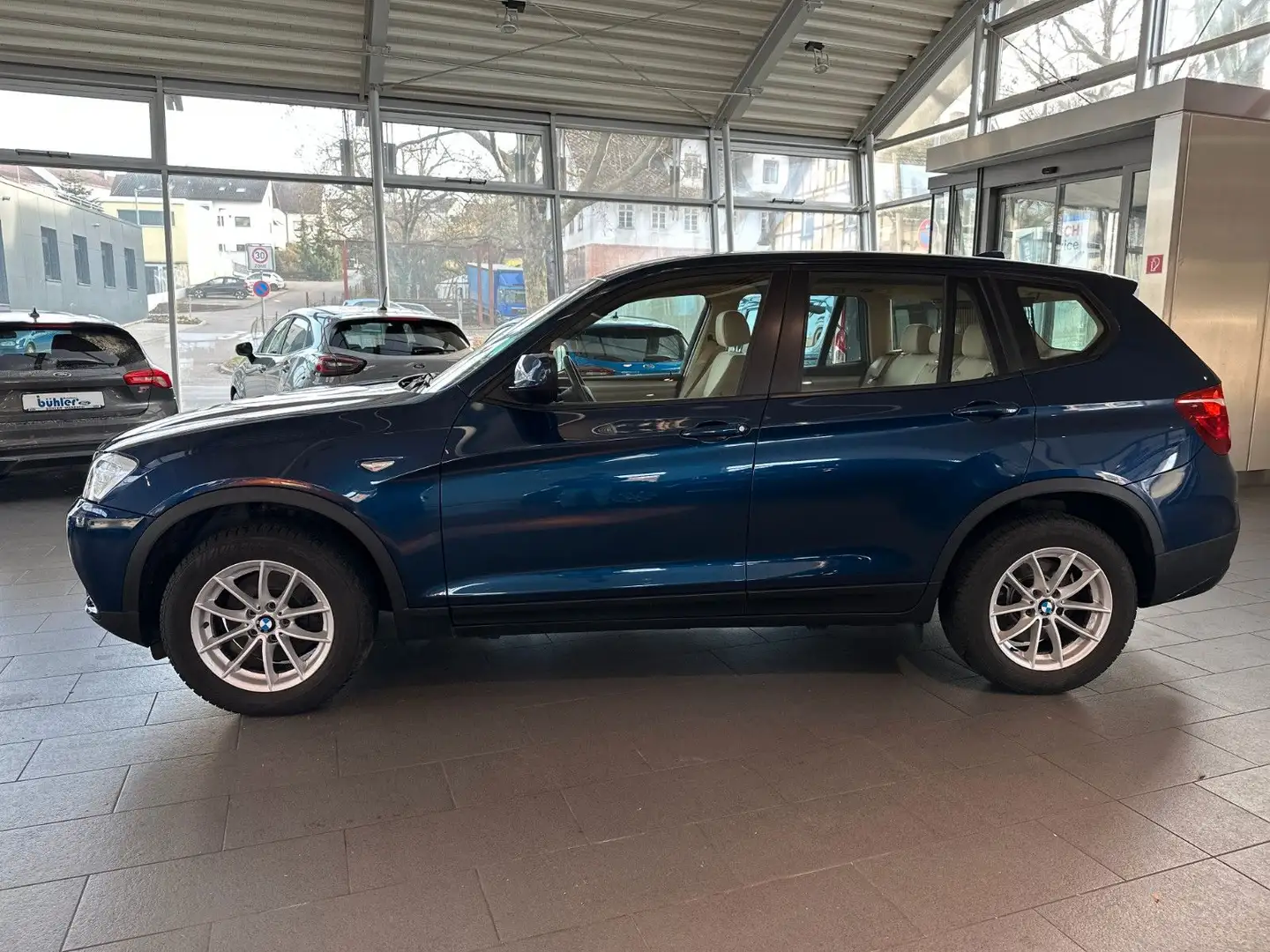 BMW X3 xDrive 20 i #BI-XENON #1.HAND #PDC #SHZ Blau - 2