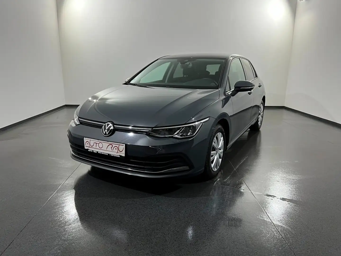 Volkswagen Golf 8 Lim. 1.5 TSI Active *LED*ACC*NAVI* Grau - 2