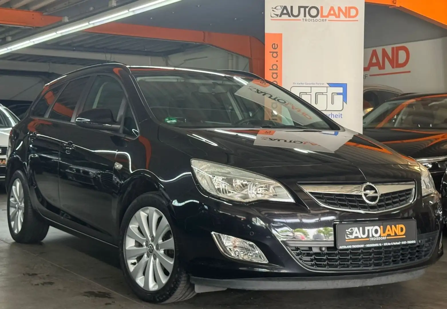 Opel Astra J Sports Tourer Design Edition*KLIMA*SHZG* Schwarz - 1