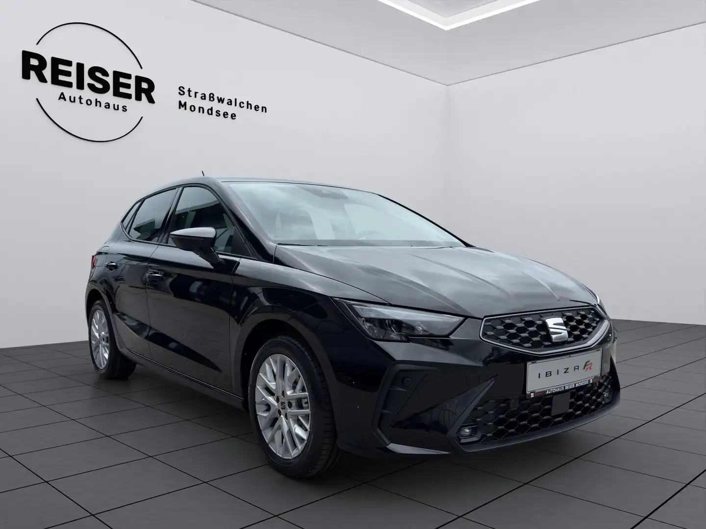SEAT Ibiza FR Edition 1.0 TSI 95PS Schwarz - 2