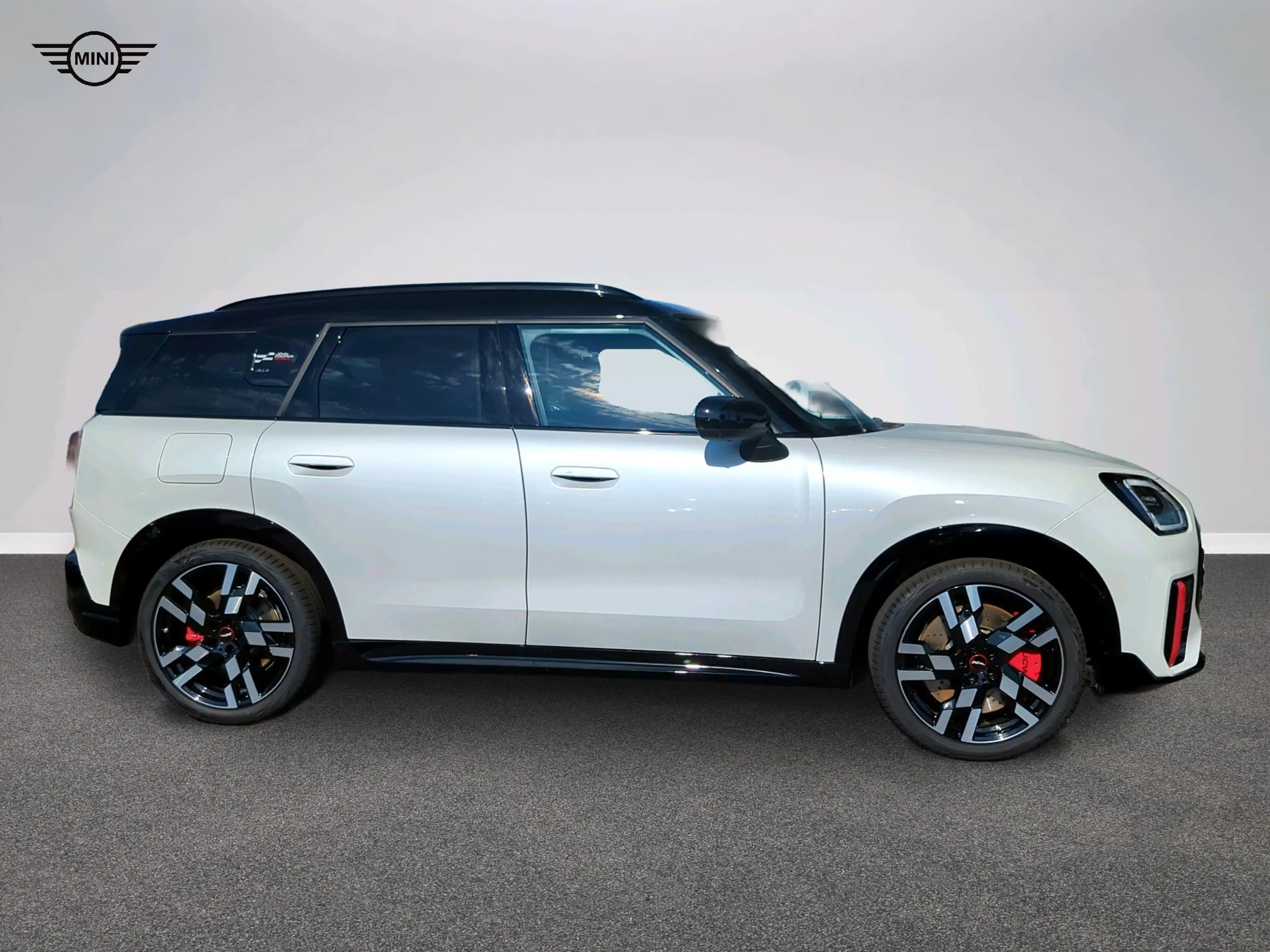 MINI JCW Countryman All4 John Cooper Works Trim — photo 3